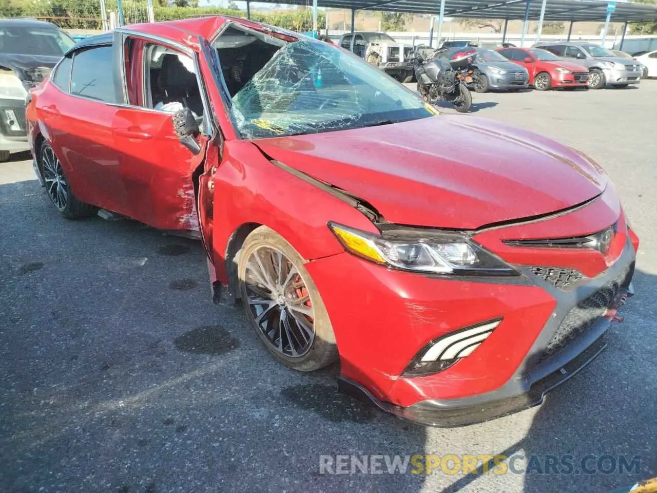 1 fotografías del automóvil dañado 4T1G11AK3LU322917 TOYOTA CAMRY 2020
