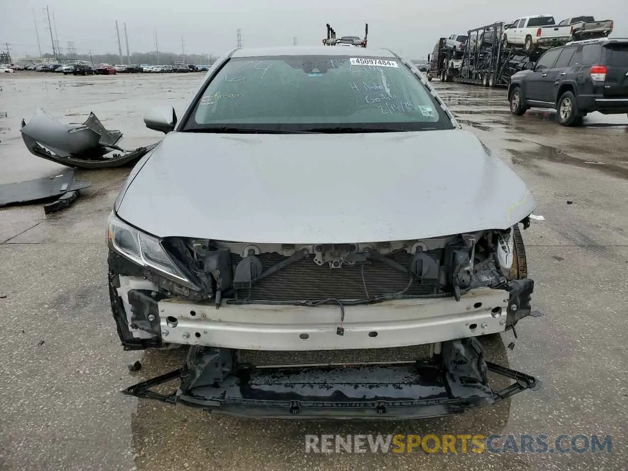 5 fotografías del automóvil dañado 4T1G11AK3LU322920 TOYOTA CAMRY 2020