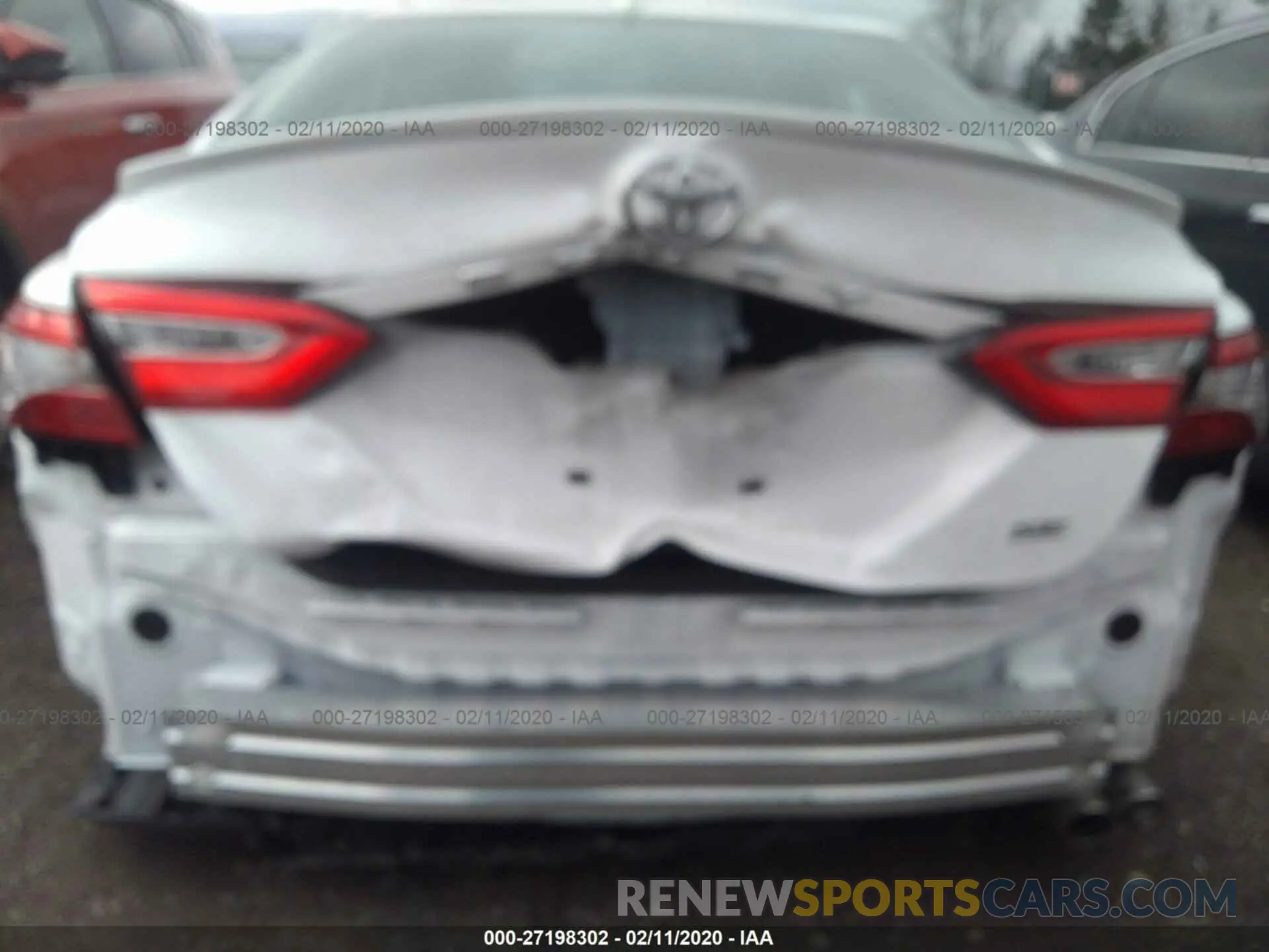 6 fotografías del automóvil dañado 4T1G11AK3LU328040 TOYOTA CAMRY 2020