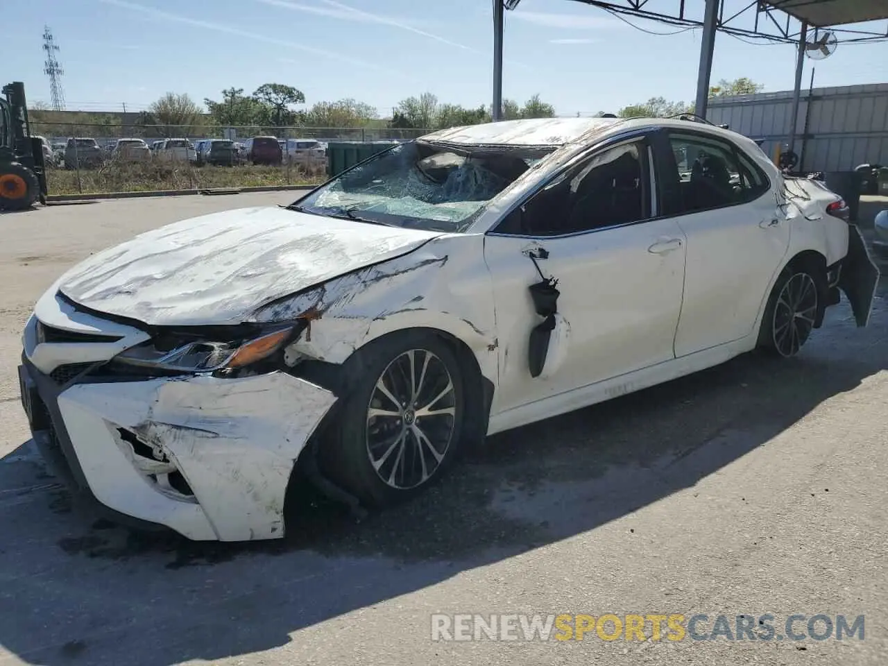 1 fotografías del automóvil dañado 4T1G11AK3LU340642 TOYOTA CAMRY 2020