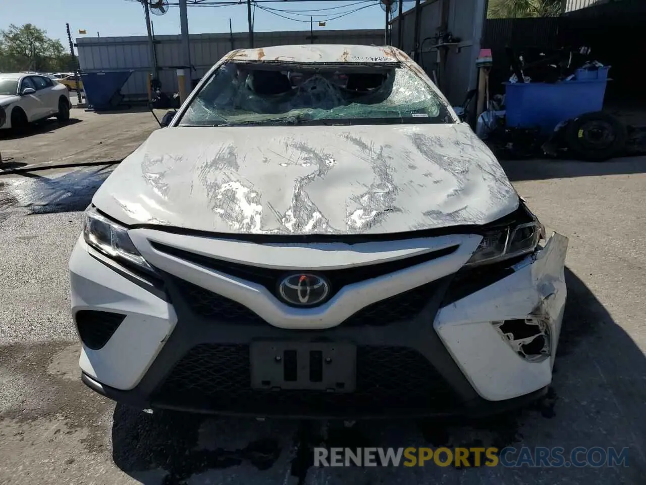 5 fotografías del automóvil dañado 4T1G11AK3LU340642 TOYOTA CAMRY 2020