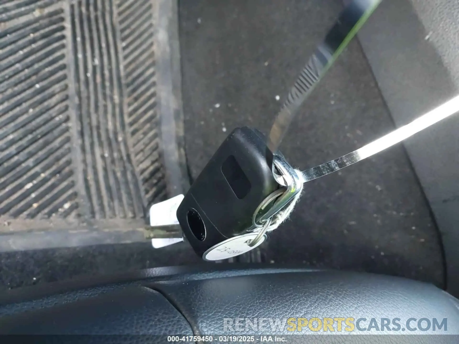 11 fotografías del automóvil dañado 4T1G11AK3LU365315 TOYOTA CAMRY 2020