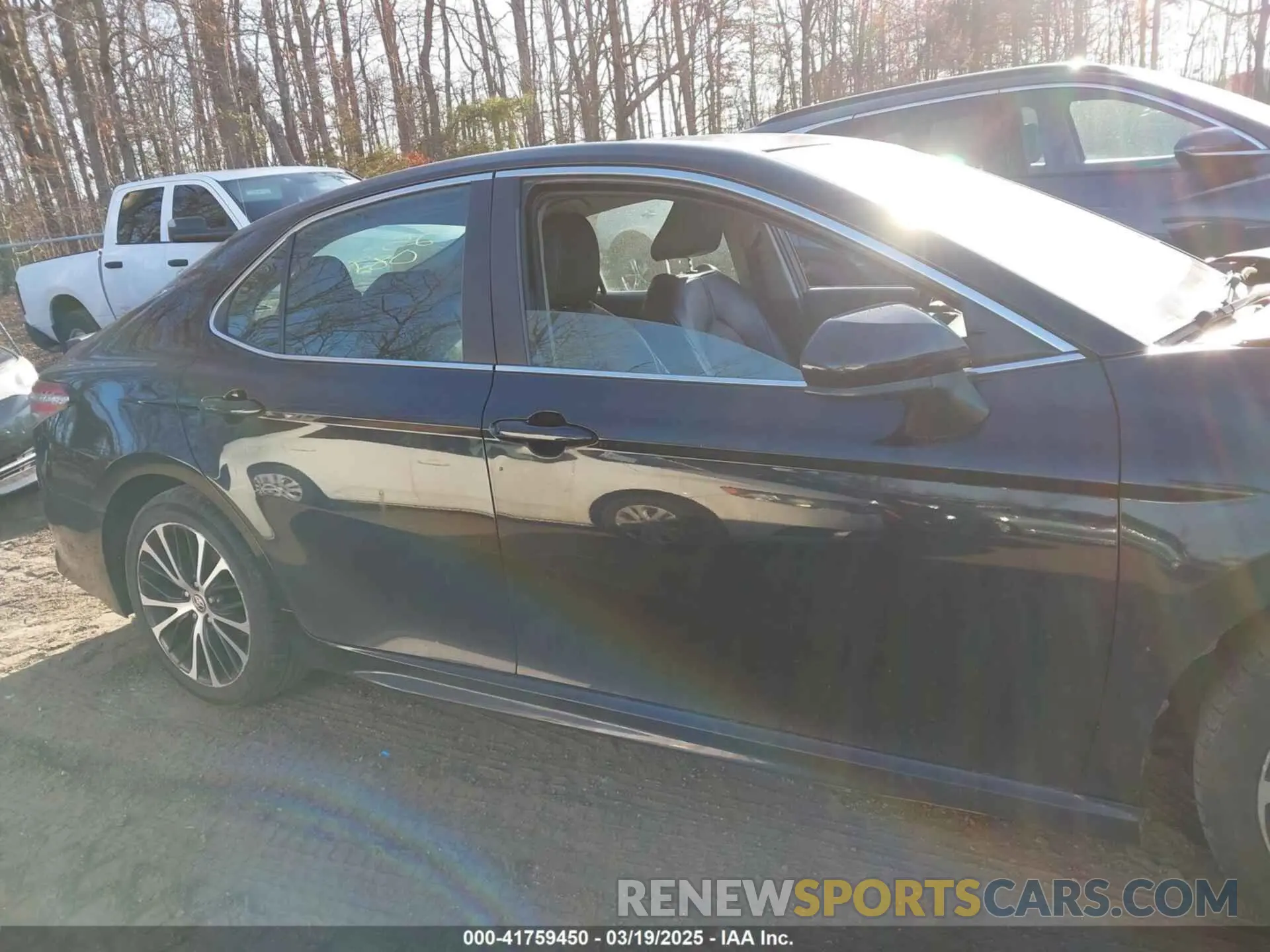13 fotografías del automóvil dañado 4T1G11AK3LU365315 TOYOTA CAMRY 2020