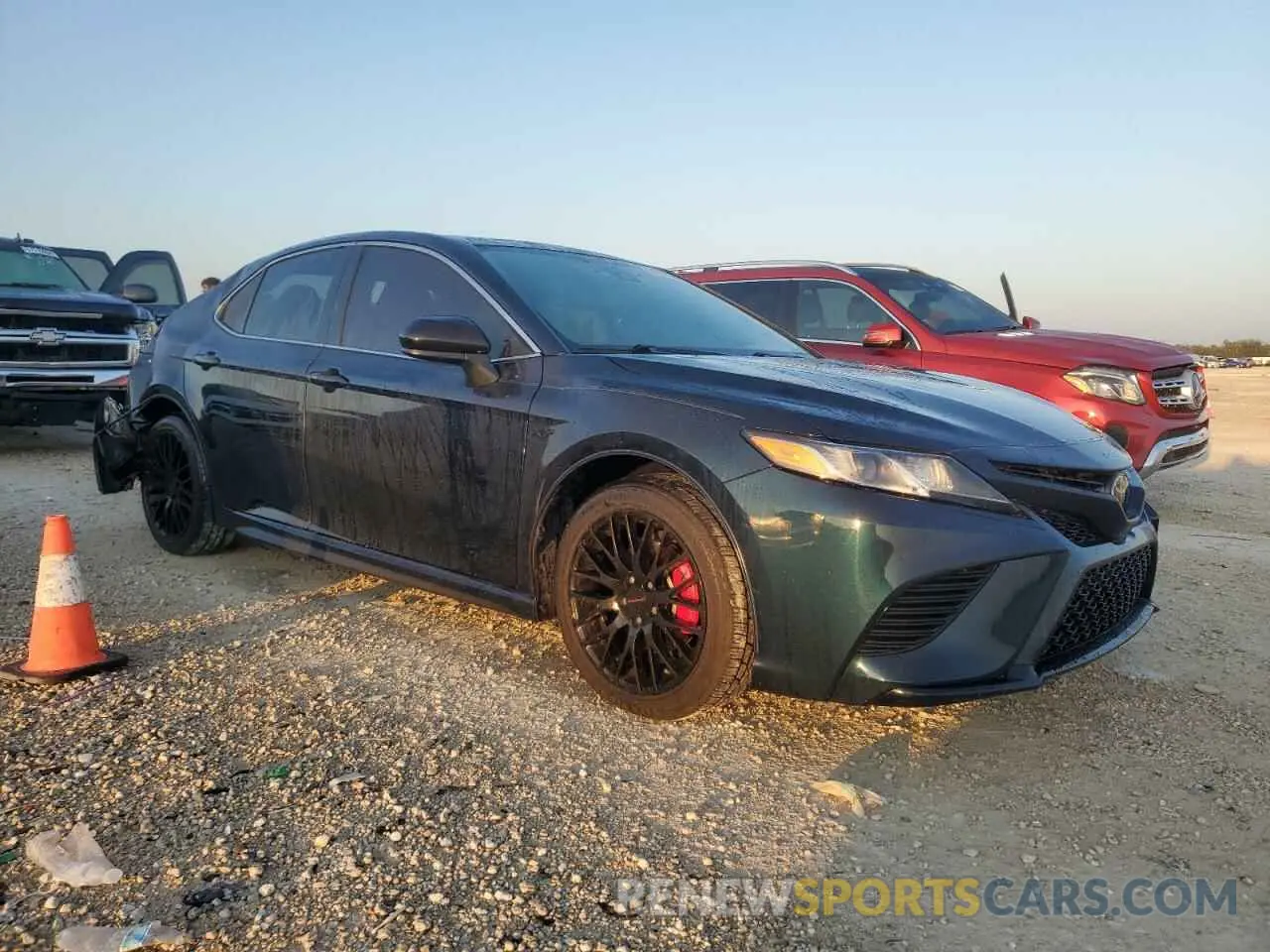 4 fotografías del automóvil dañado 4T1G11AK3LU502141 TOYOTA CAMRY 2020