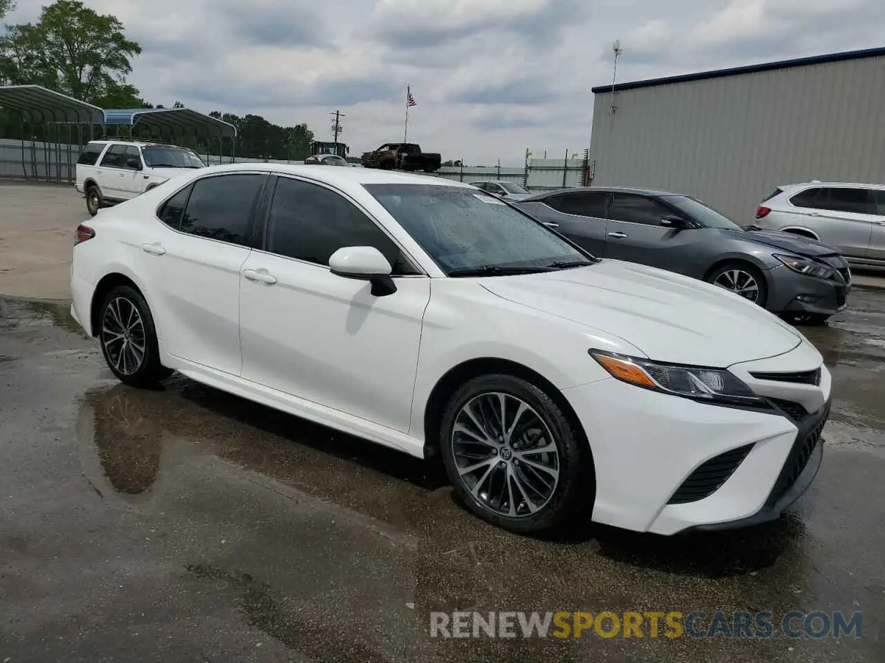 4 fotografías del automóvil dañado 4T1G11AK3LU506044 TOYOTA CAMRY 2020