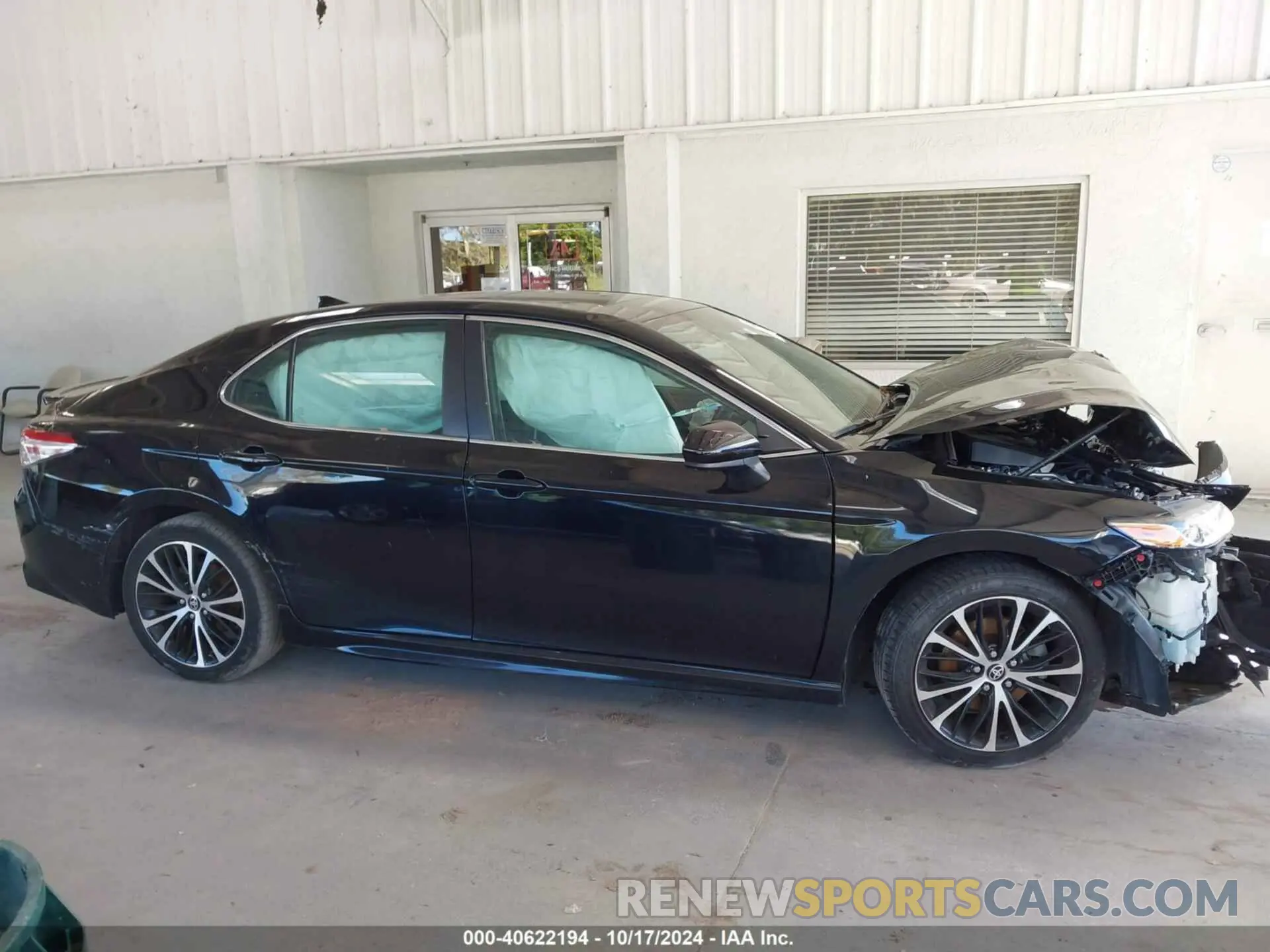 13 fotografías del automóvil dañado 4T1G11AK3LU506612 TOYOTA CAMRY 2020