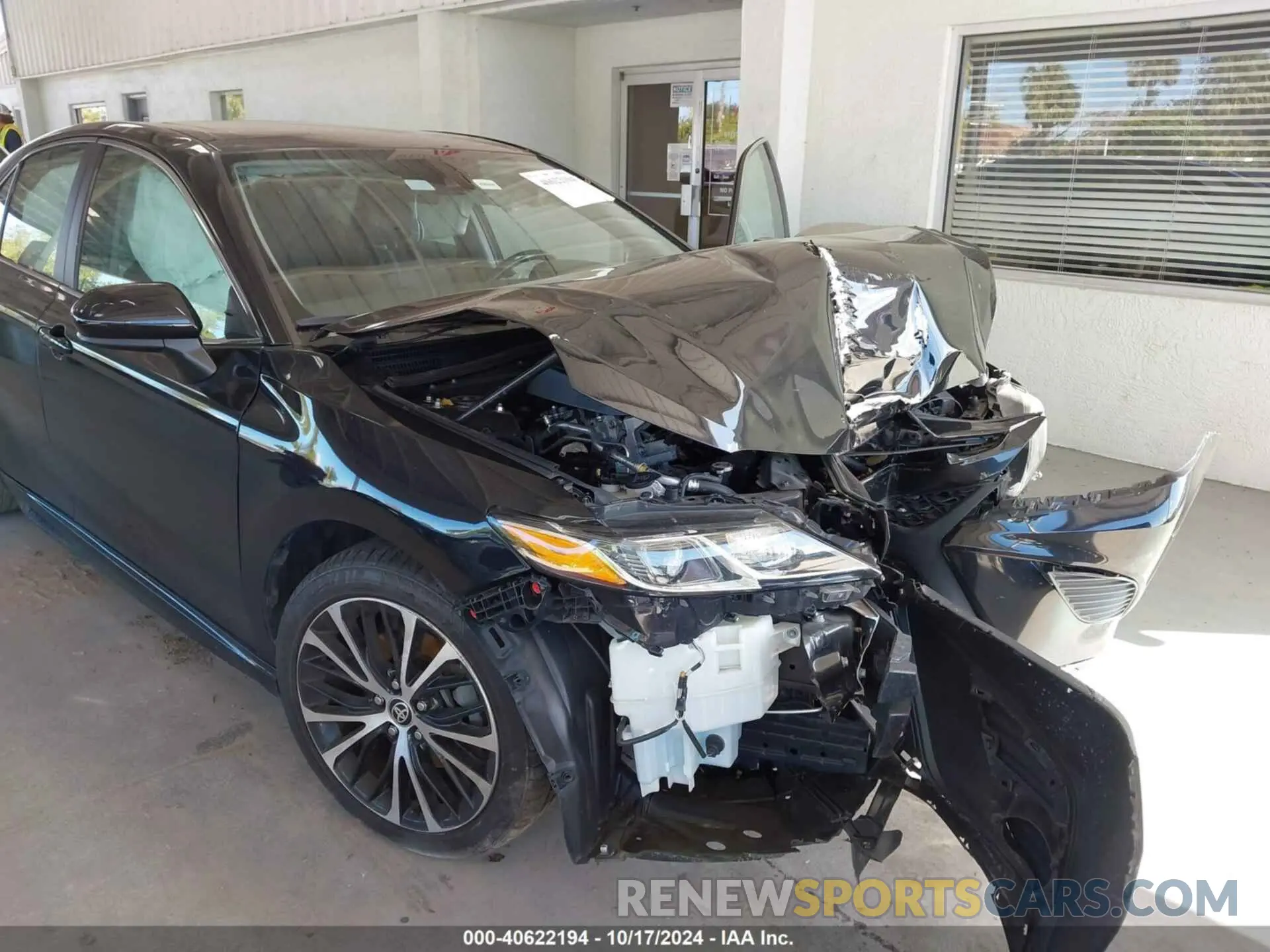 6 fotografías del automóvil dañado 4T1G11AK3LU506612 TOYOTA CAMRY 2020