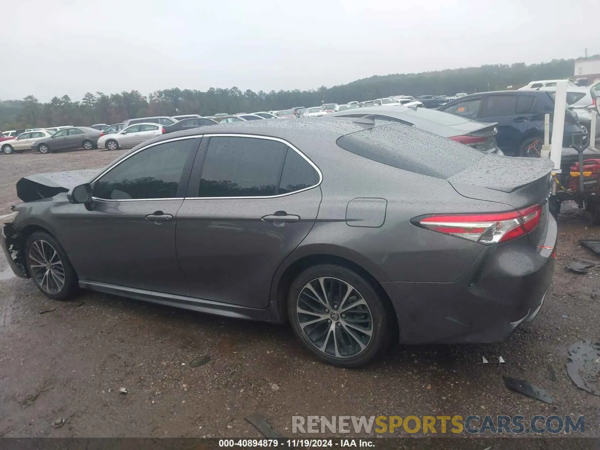 14 fotografías del automóvil dañado 4T1G11AK3LU511423 TOYOTA CAMRY 2020