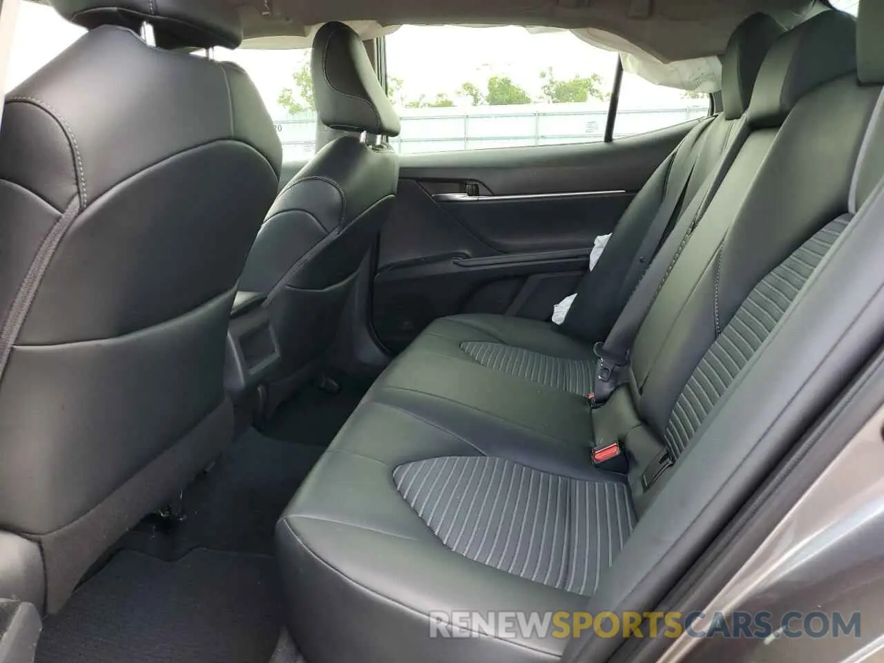 10 fotografías del automóvil dañado 4T1G11AK3LU871646 TOYOTA CAMRY 2020