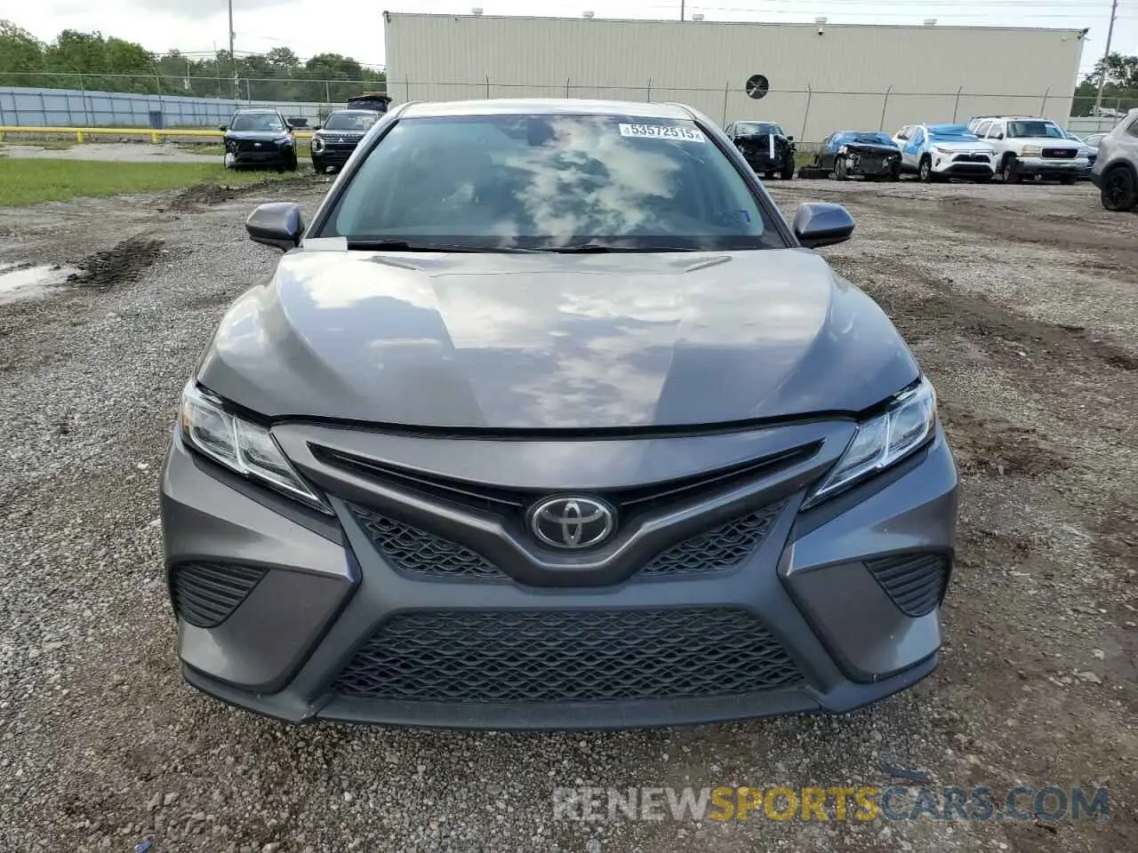 5 fotografías del automóvil dañado 4T1G11AK3LU871646 TOYOTA CAMRY 2020