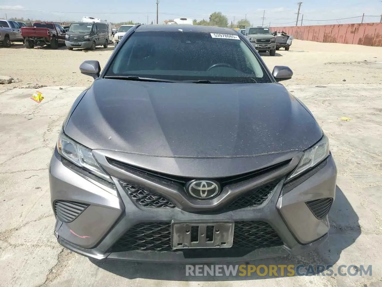 5 fotografías del automóvil dañado 4T1G11AK3LU877883 TOYOTA CAMRY 2020