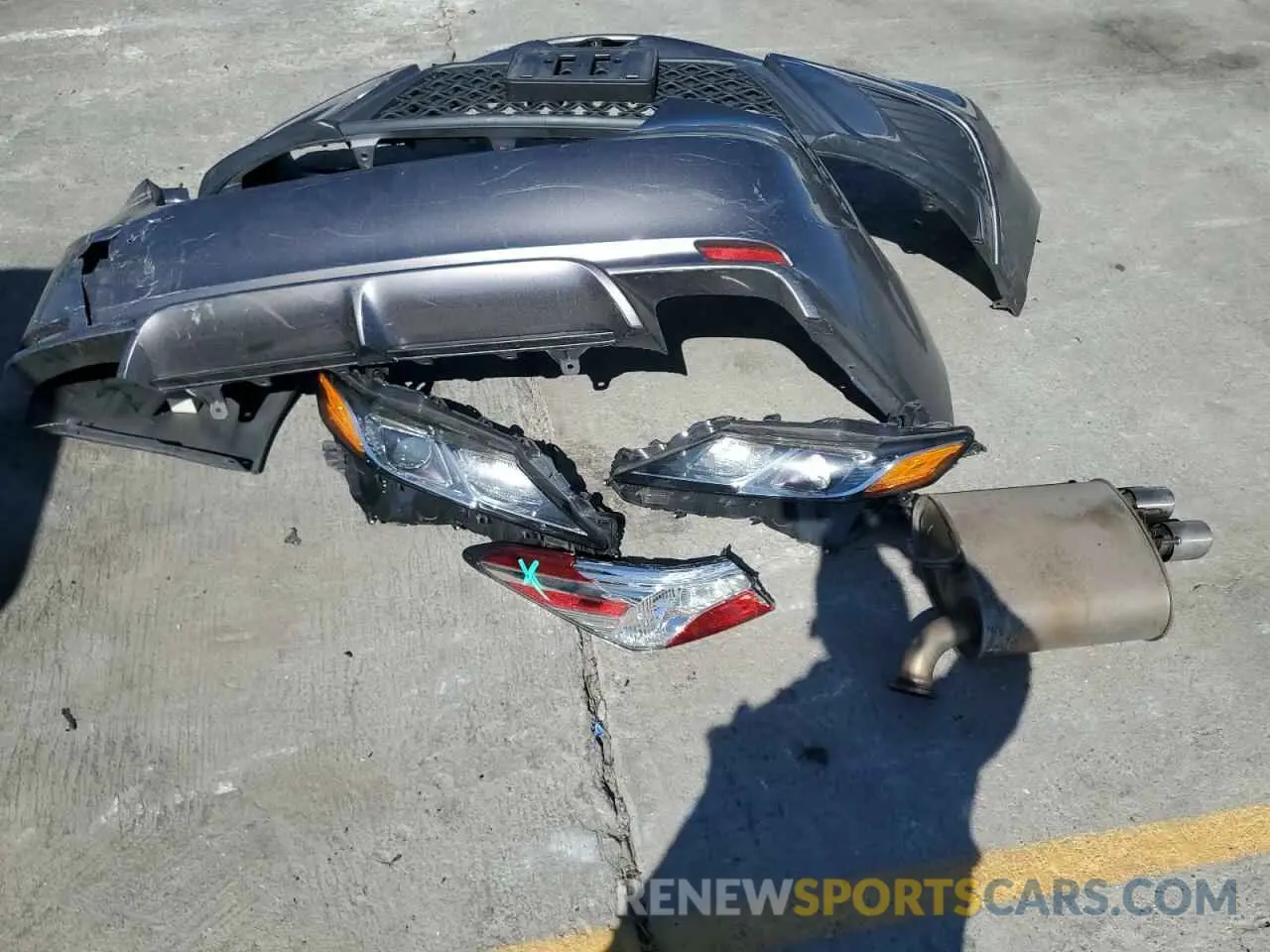 12 fotografías del automóvil dañado 4T1G11AK3LU887927 TOYOTA CAMRY 2020