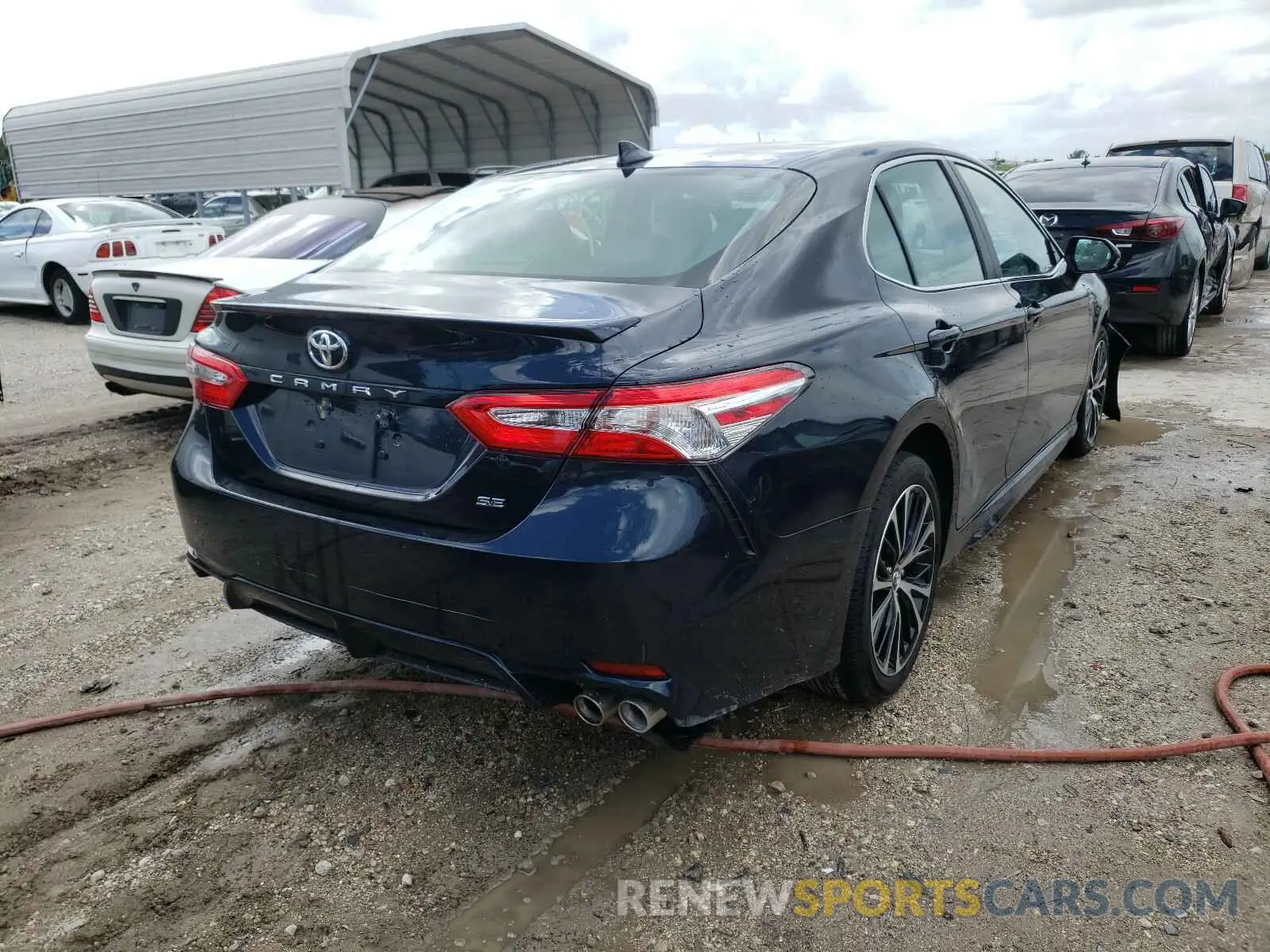 4 fotografías del automóvil dañado 4T1G11AK3LU905875 TOYOTA CAMRY 2020