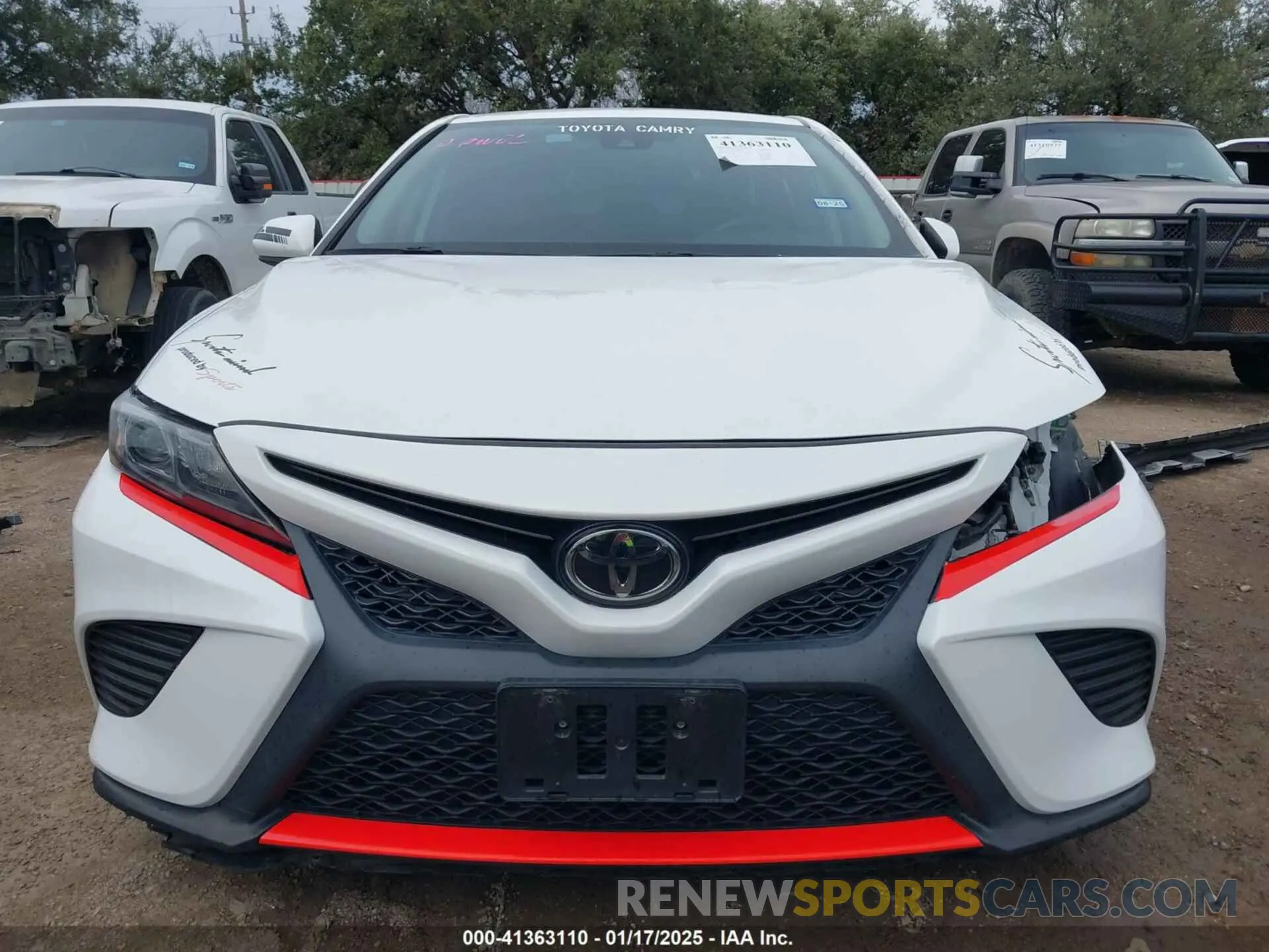 13 fotografías del automóvil dañado 4T1G11AK3LU944076 TOYOTA CAMRY 2020