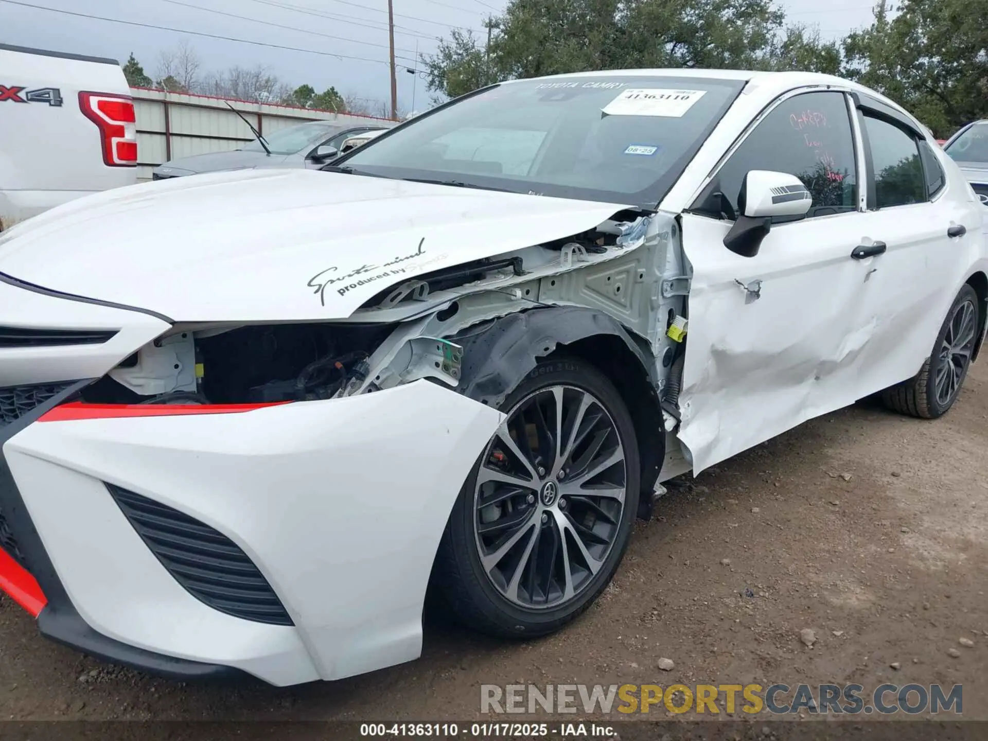 6 fotografías del automóvil dañado 4T1G11AK3LU944076 TOYOTA CAMRY 2020