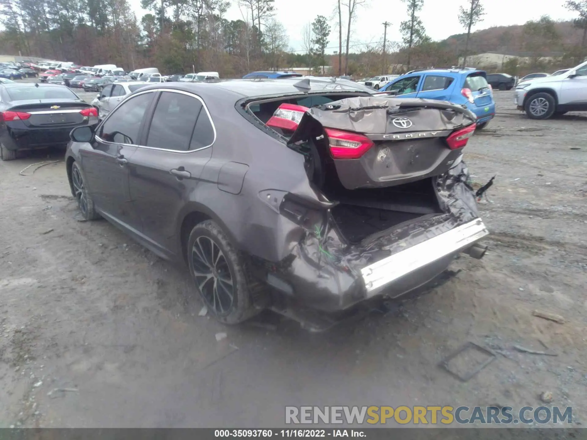 3 fotografías del automóvil dañado 4T1G11AK3LU963209 TOYOTA CAMRY 2020