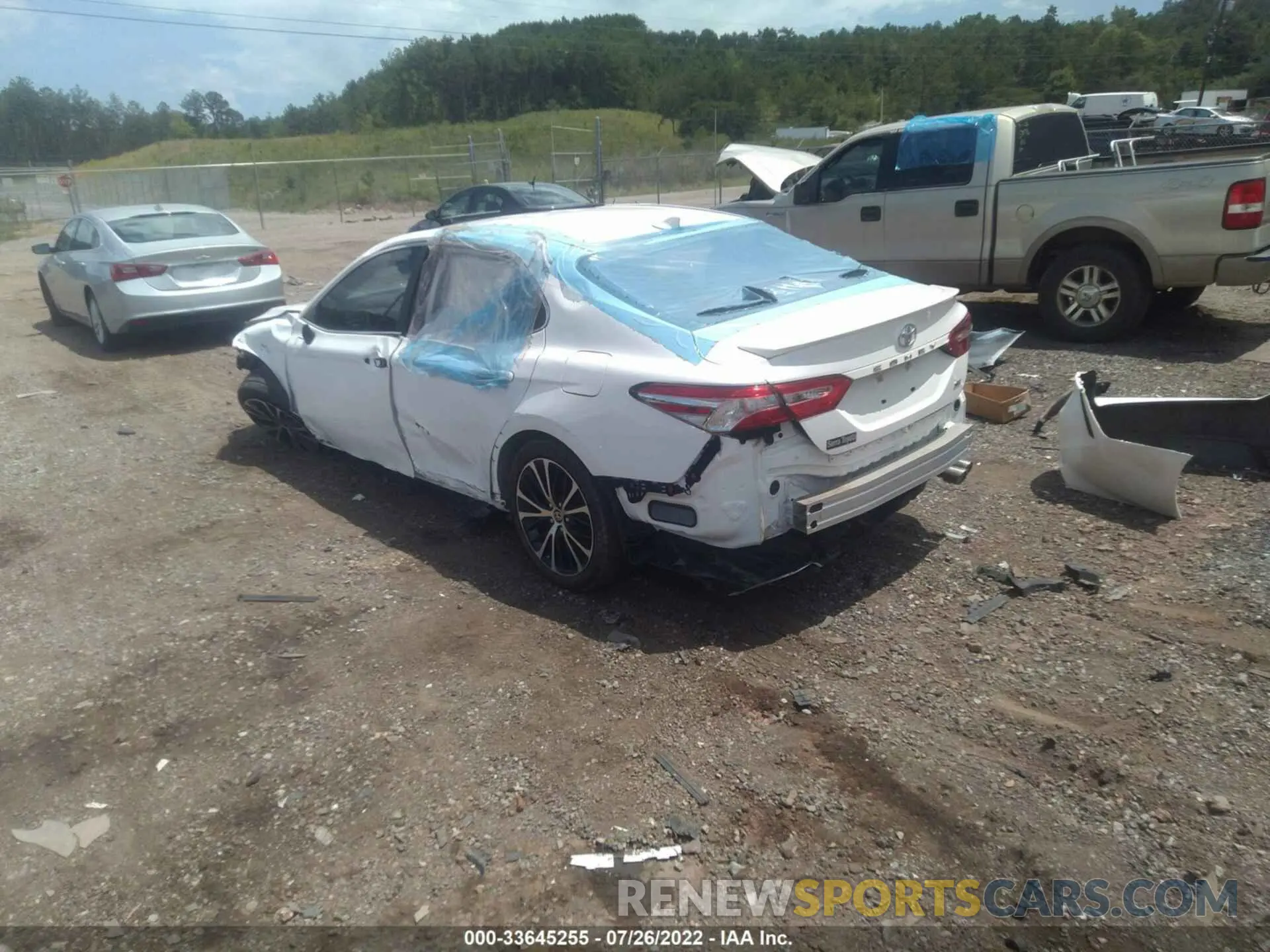 3 fotografías del automóvil dañado 4T1G11AK3LU963744 TOYOTA CAMRY 2020