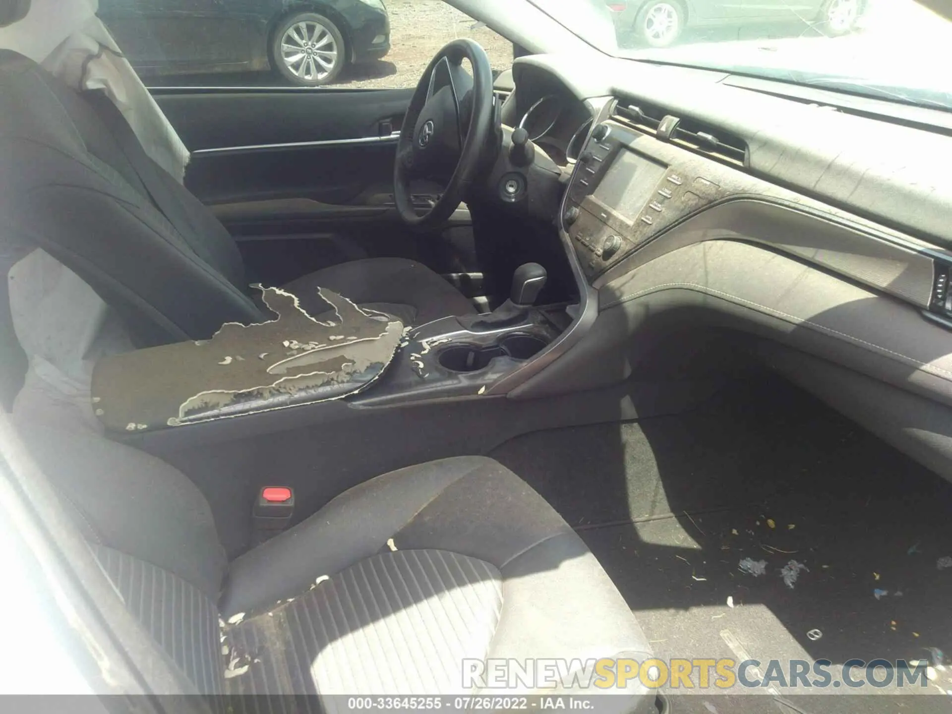 5 fotografías del automóvil dañado 4T1G11AK3LU963744 TOYOTA CAMRY 2020