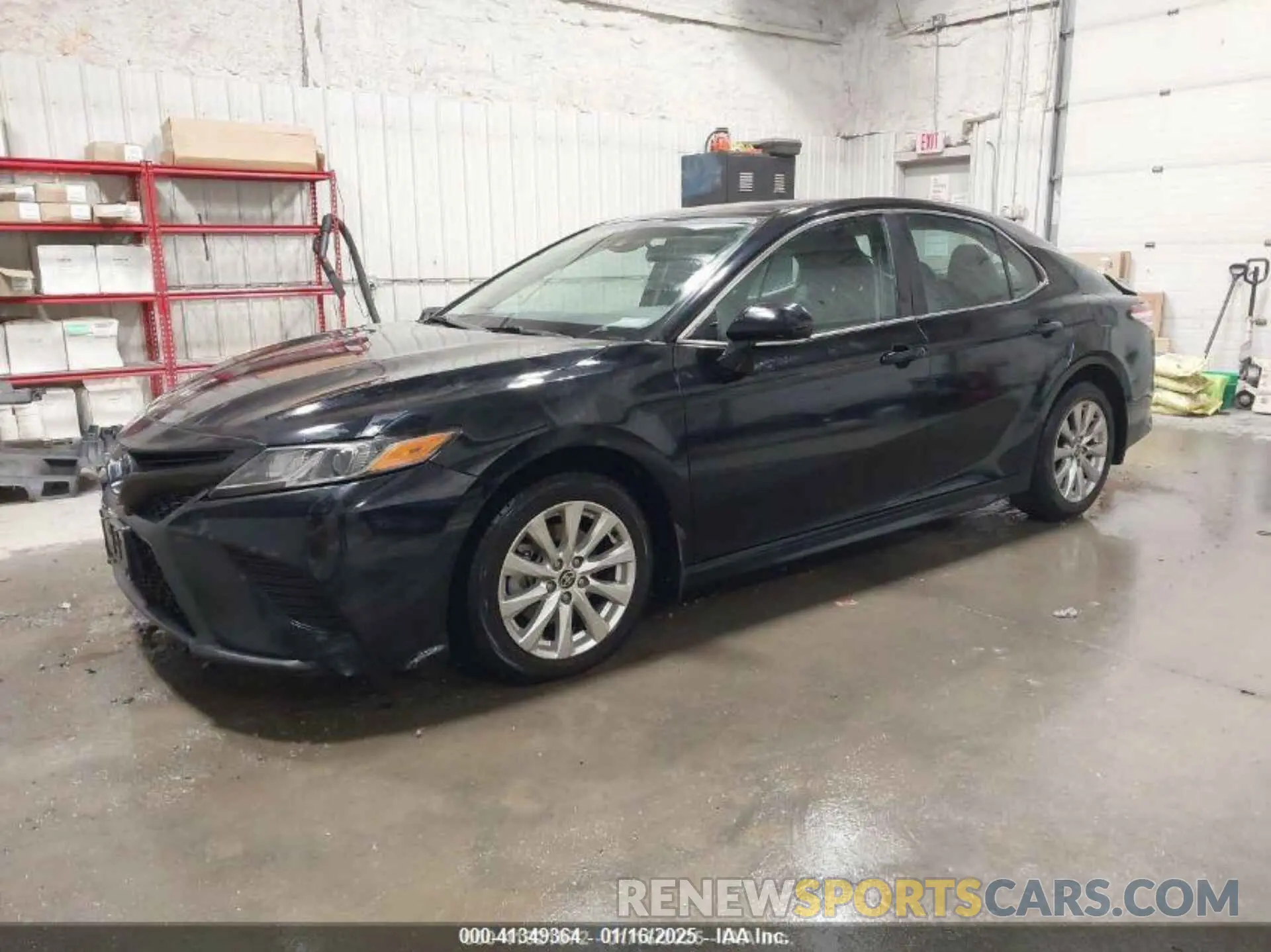 2 fotografías del automóvil dañado 4T1G11AK3LU980527 TOYOTA CAMRY 2020