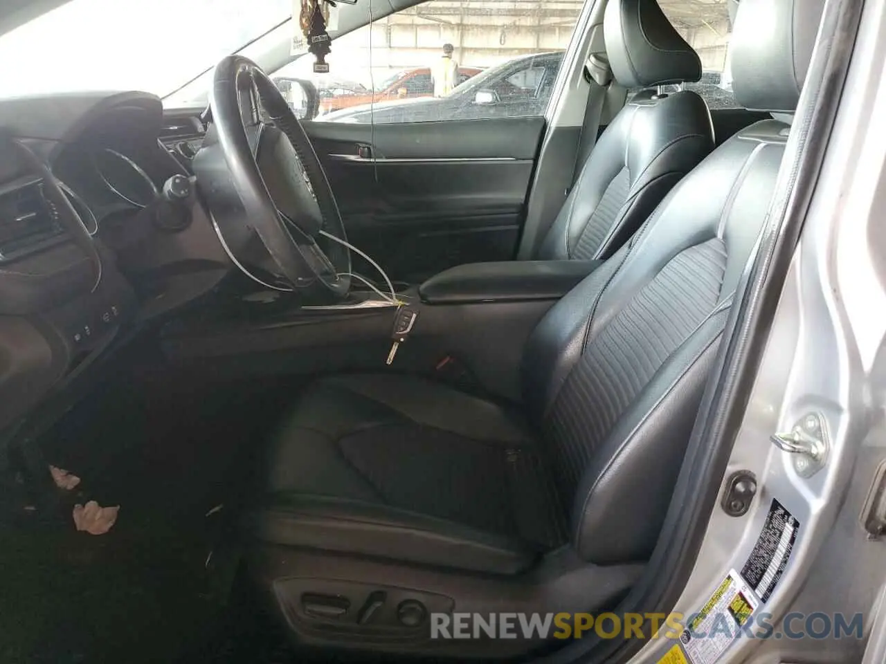 7 fotografías del automóvil dañado 4T1G11AK4LU302224 TOYOTA CAMRY 2020