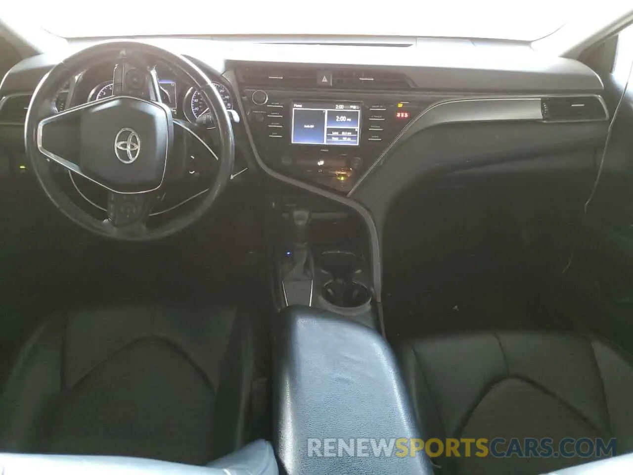 8 fotografías del automóvil dañado 4T1G11AK4LU302224 TOYOTA CAMRY 2020