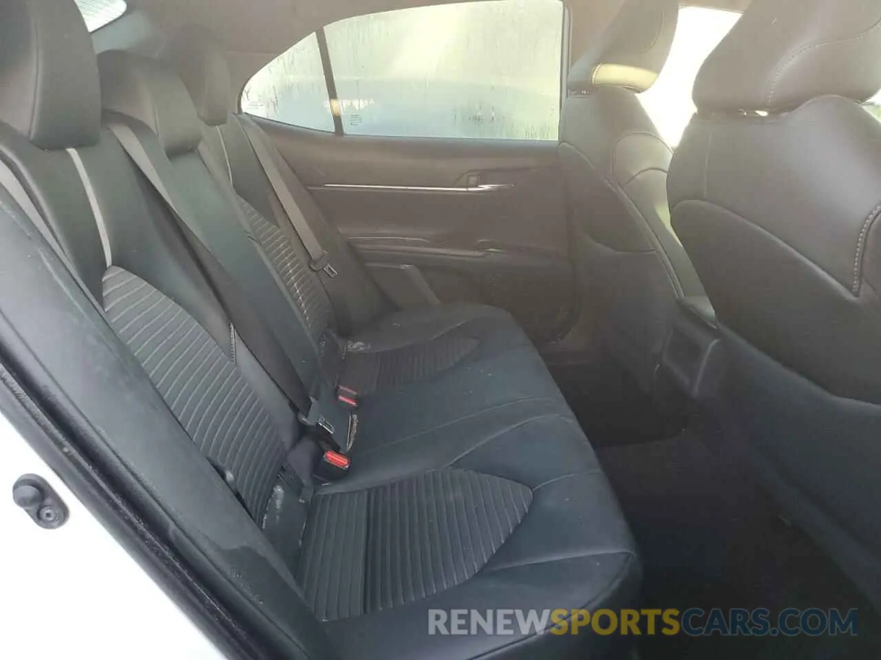 6 fotografías del automóvil dañado 4T1G11AK4LU306628 TOYOTA CAMRY 2020