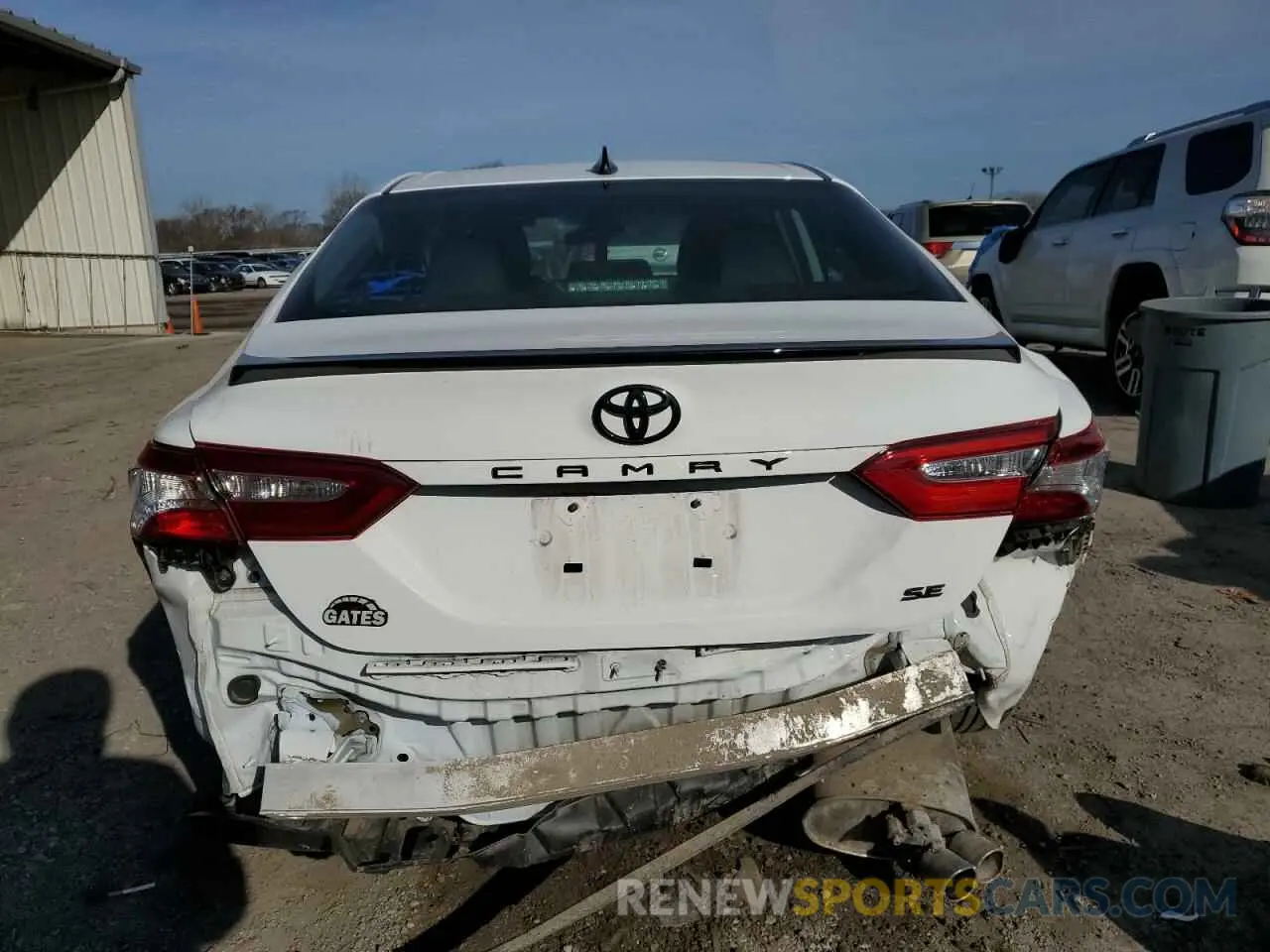 6 fotografías del automóvil dañado 4T1G11AK4LU329911 TOYOTA CAMRY 2020