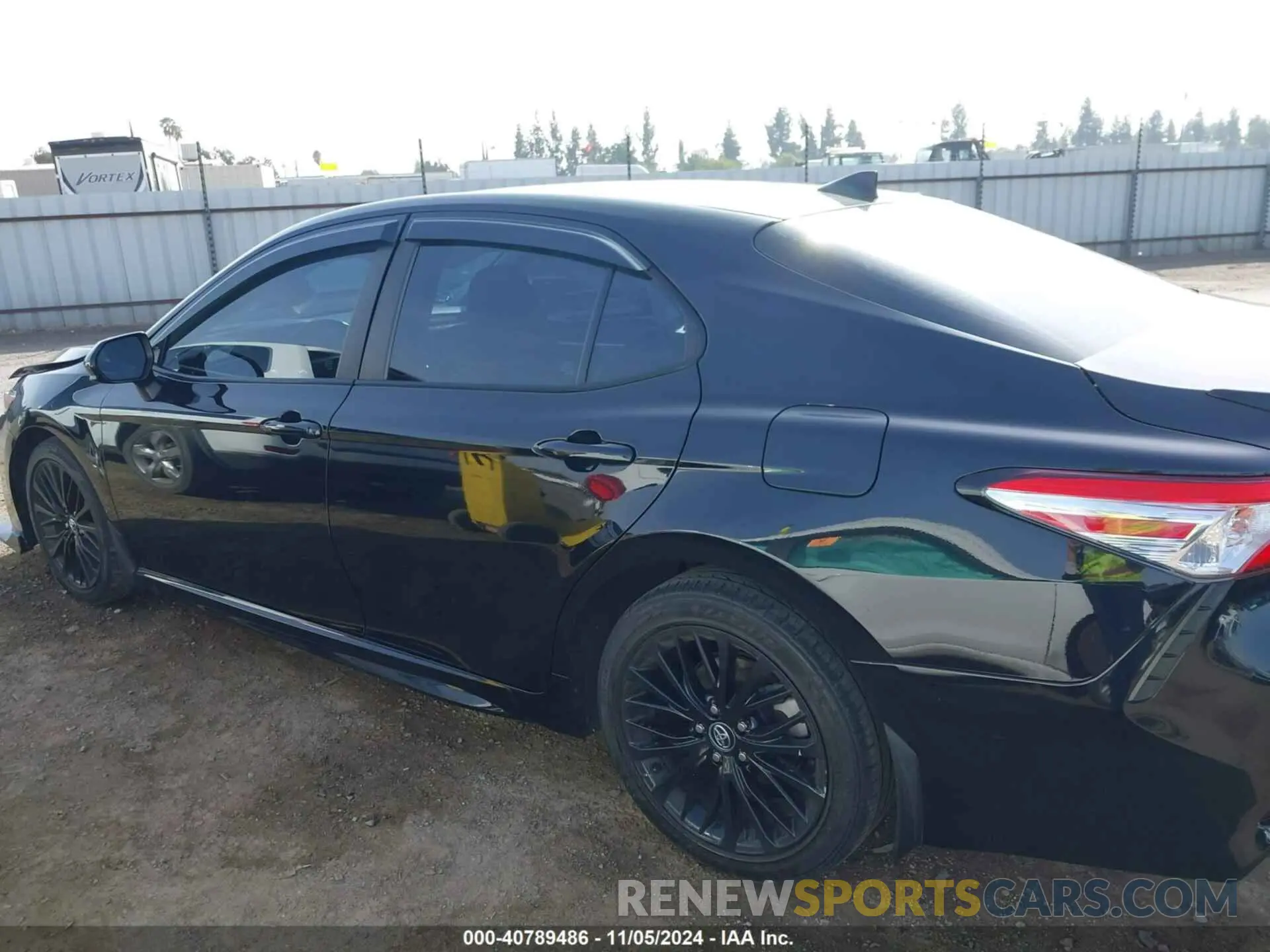 14 fotografías del automóvil dañado 4T1G11AK4LU348362 TOYOTA CAMRY 2020