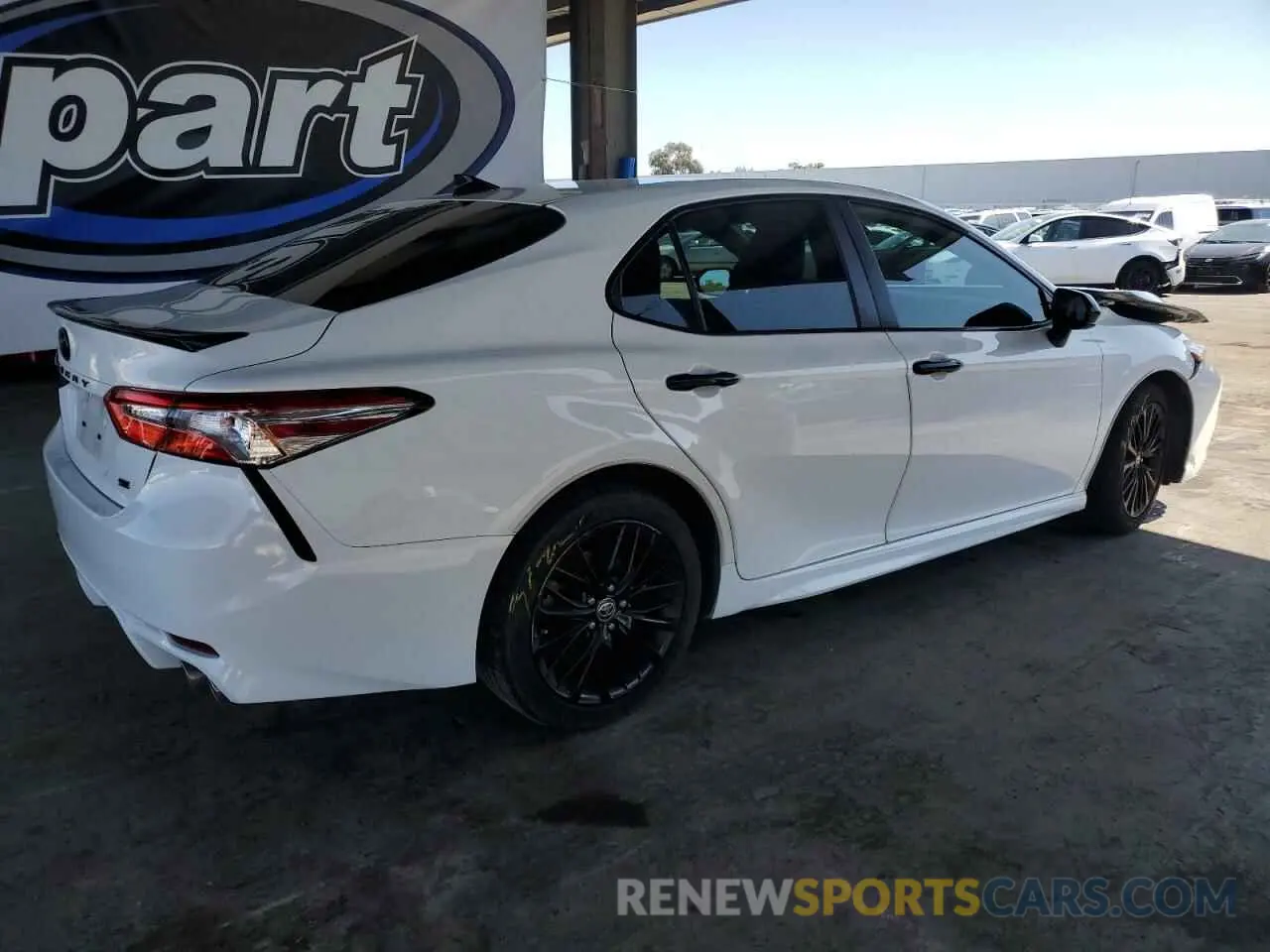 3 fotografías del automóvil dañado 4T1G11AK4LU371527 TOYOTA CAMRY 2020