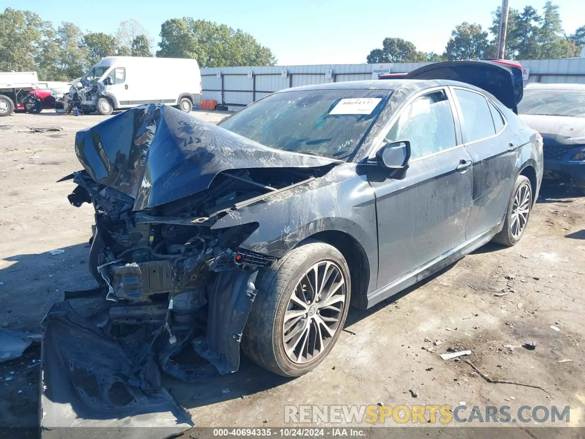 2 fotografías del automóvil dañado 4T1G11AK4LU392698 TOYOTA CAMRY 2020