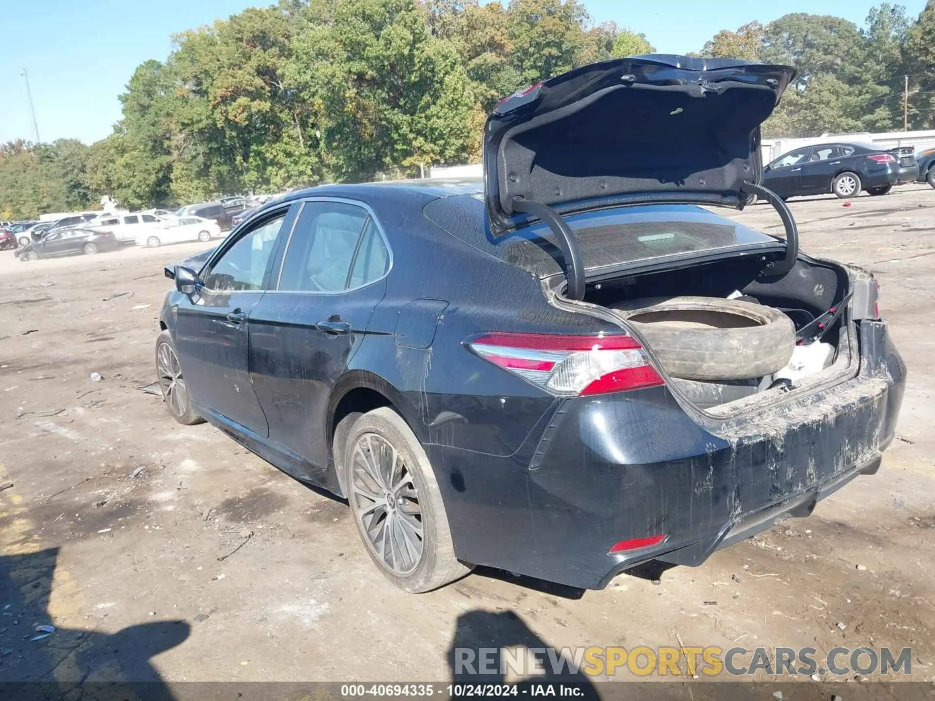 3 fotografías del automóvil dañado 4T1G11AK4LU392698 TOYOTA CAMRY 2020