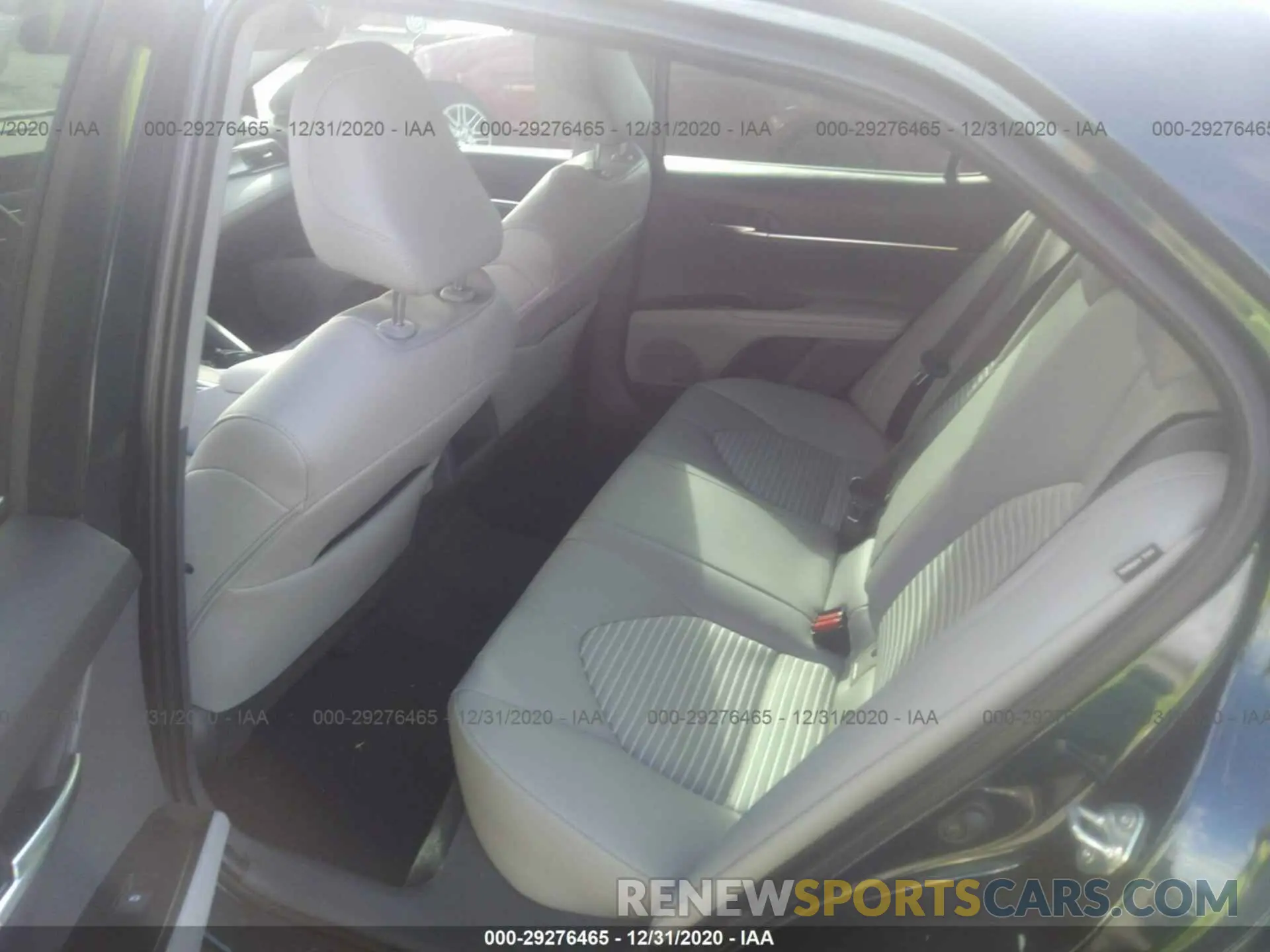 8 fotografías del automóvil dañado 4T1G11AK4LU502133 TOYOTA CAMRY 2020