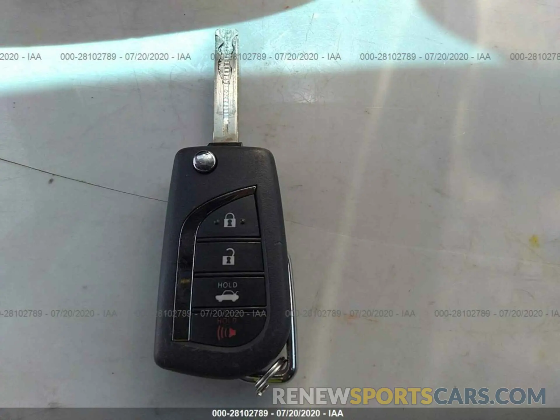 11 fotografías del automóvil dañado 4T1G11AK4LU873938 TOYOTA CAMRY 2020
