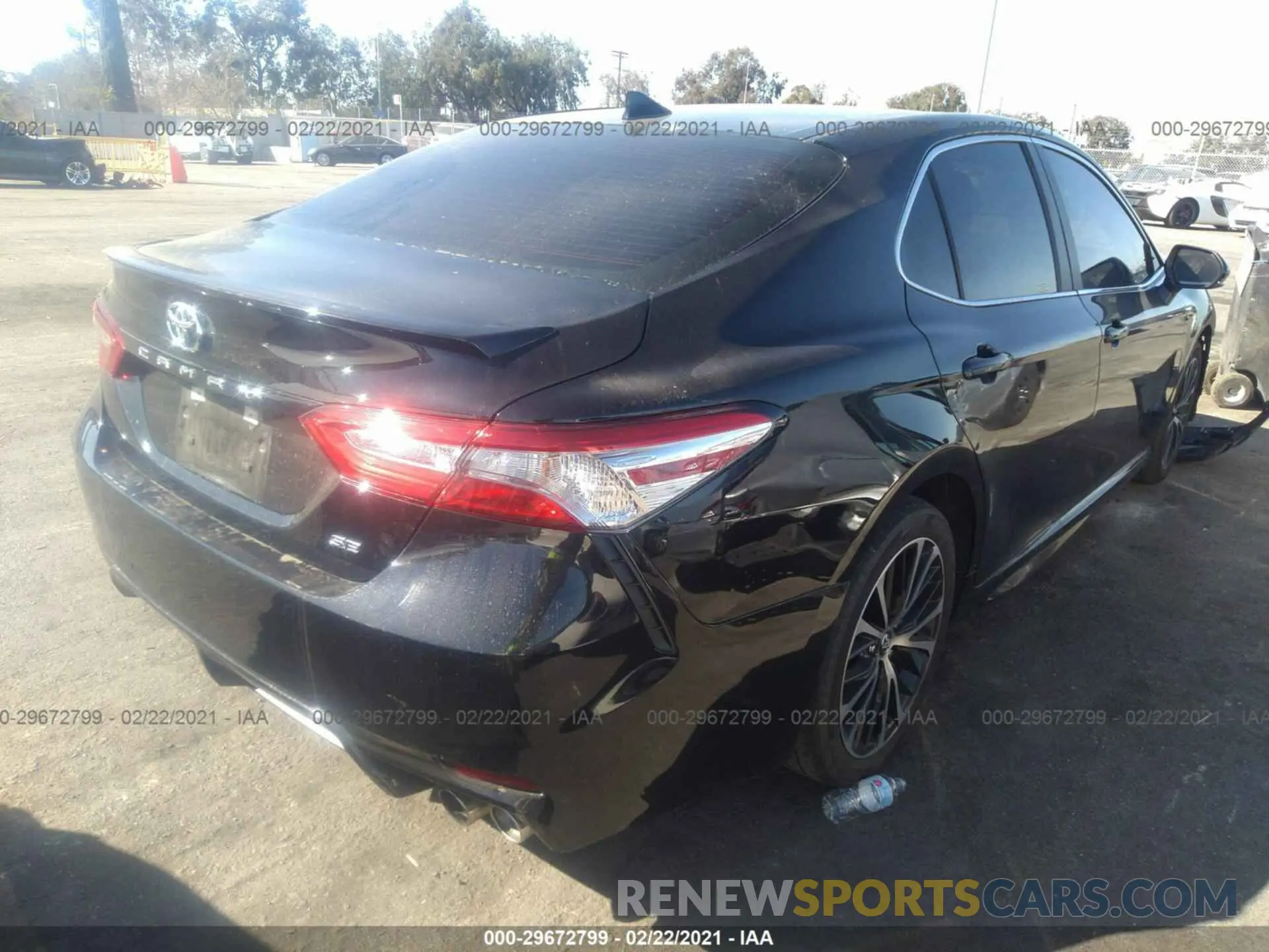 4 fotografías del automóvil dañado 4T1G11AK4LU894840 TOYOTA CAMRY 2020