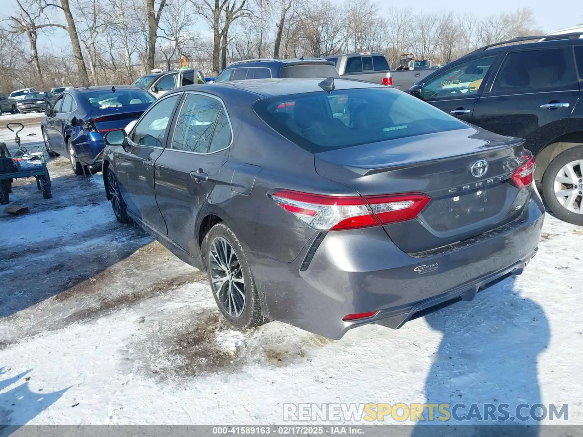 3 fotografías del automóvil dañado 4T1G11AK4LU914424 TOYOTA CAMRY 2020