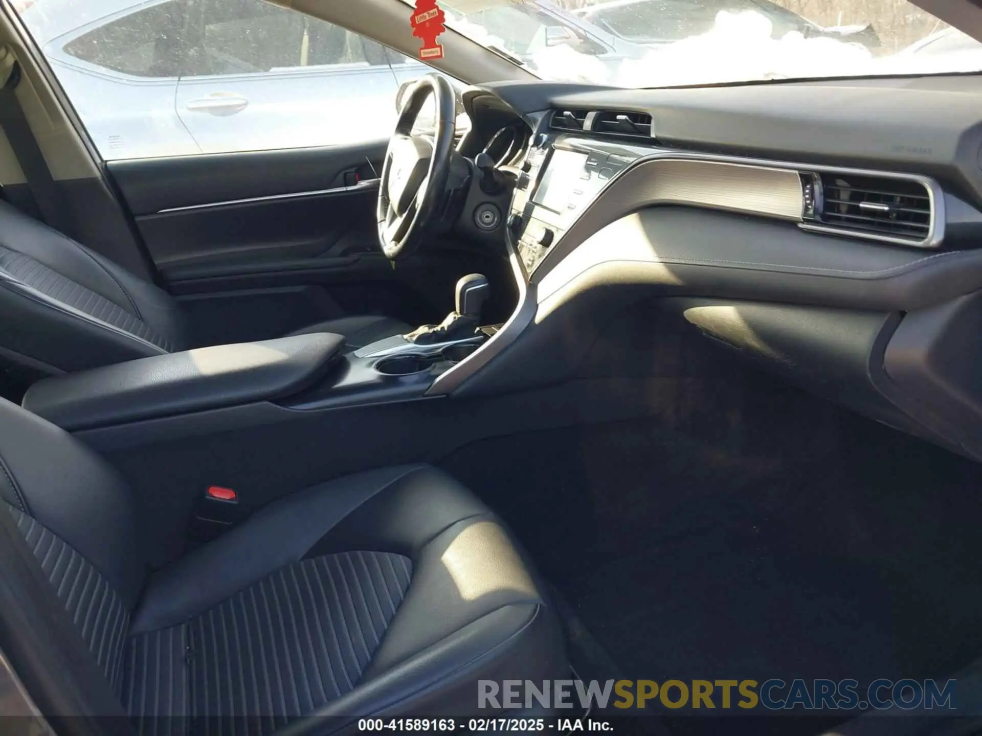 5 fotografías del automóvil dañado 4T1G11AK4LU914424 TOYOTA CAMRY 2020