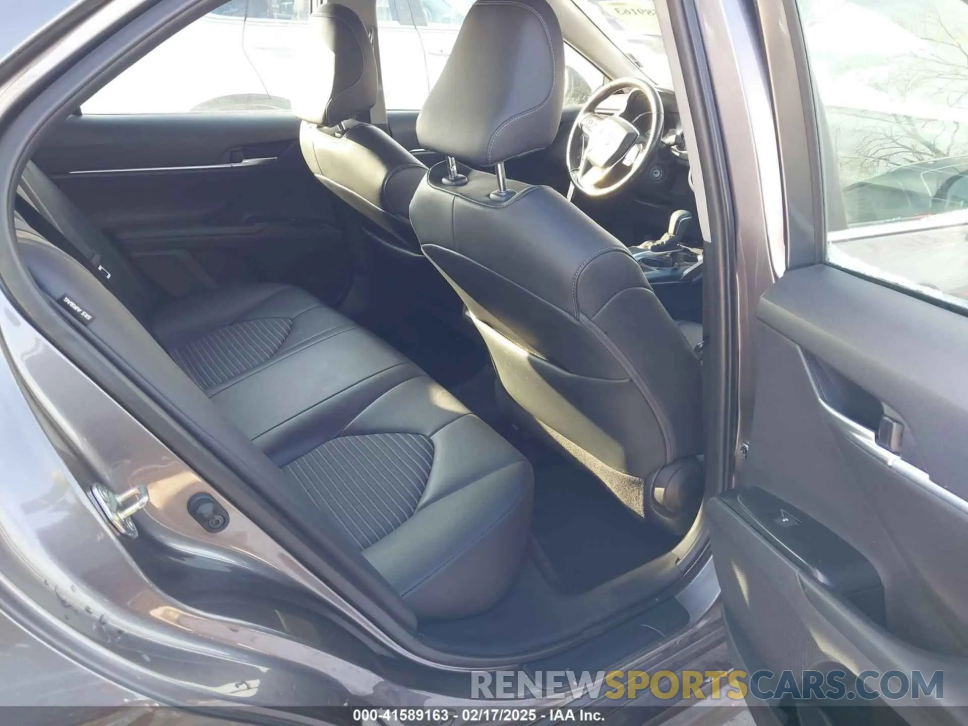 8 fotografías del automóvil dañado 4T1G11AK4LU914424 TOYOTA CAMRY 2020