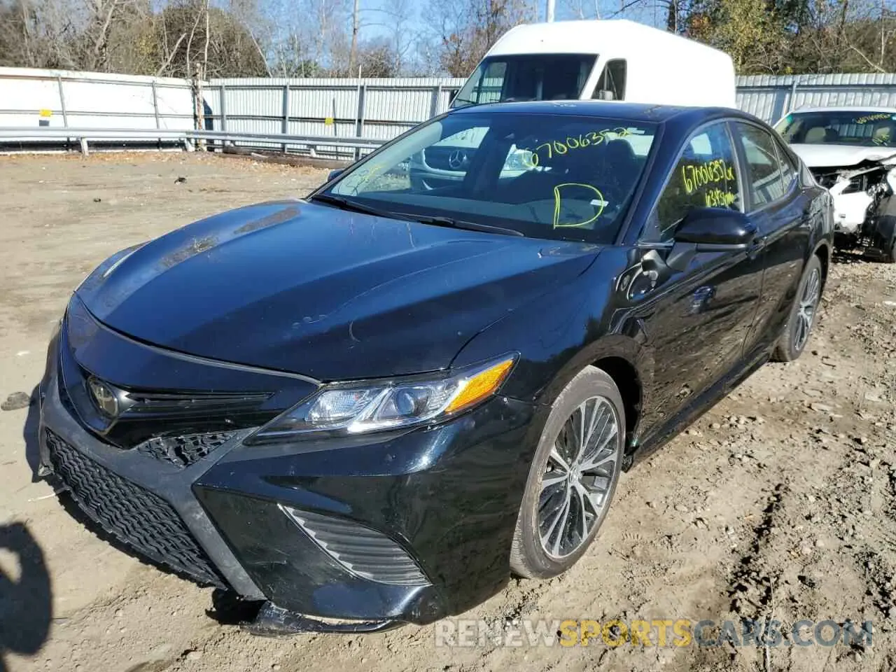 2 fotografías del automóvil dañado 4T1G11AK4LU927593 TOYOTA CAMRY 2020