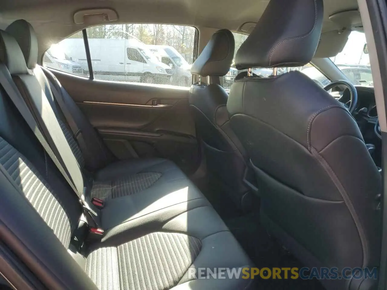6 fotografías del automóvil dañado 4T1G11AK4LU927593 TOYOTA CAMRY 2020
