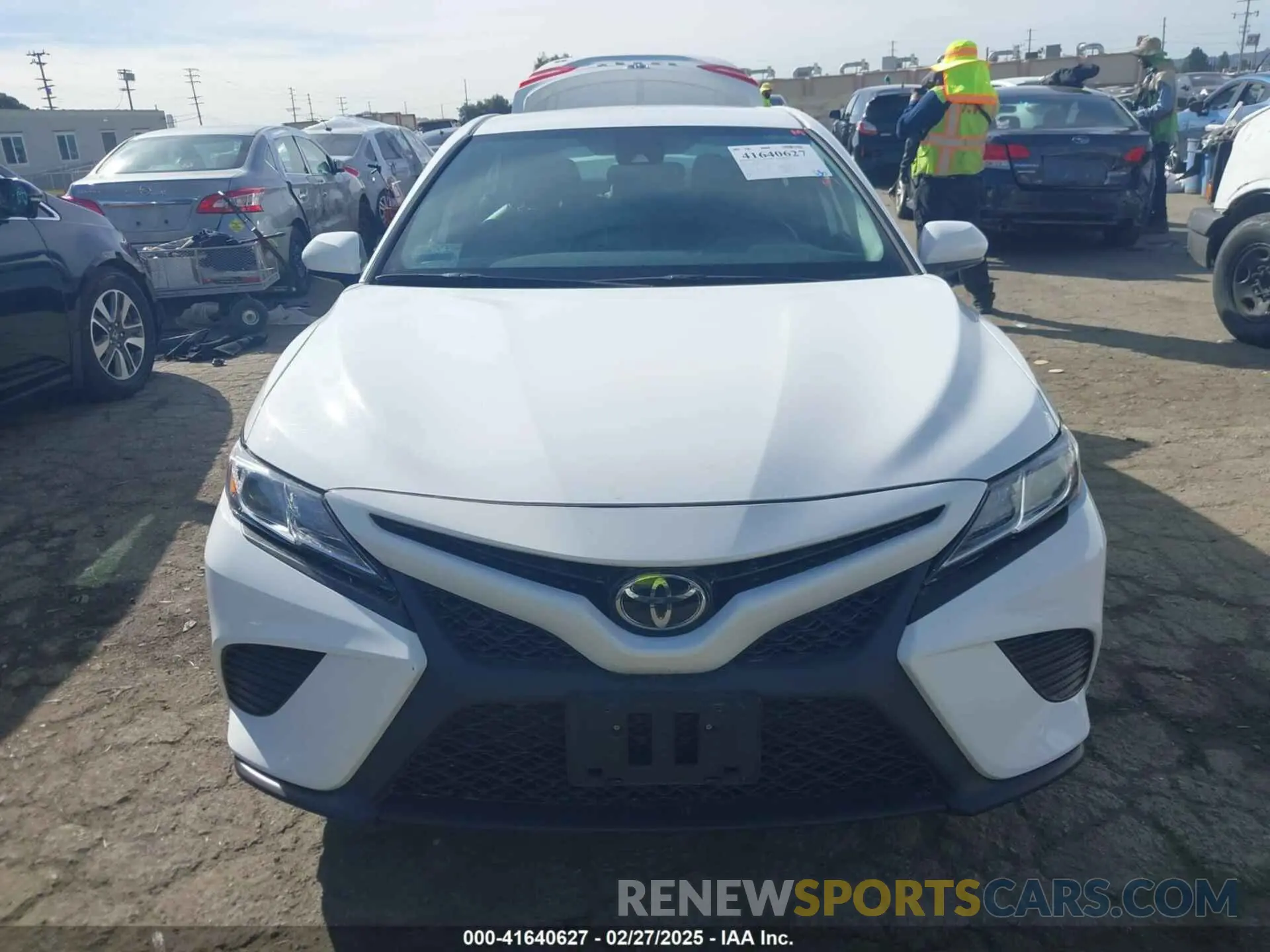 12 fotografías del automóvil dañado 4T1G11AK4LU973926 TOYOTA CAMRY 2020