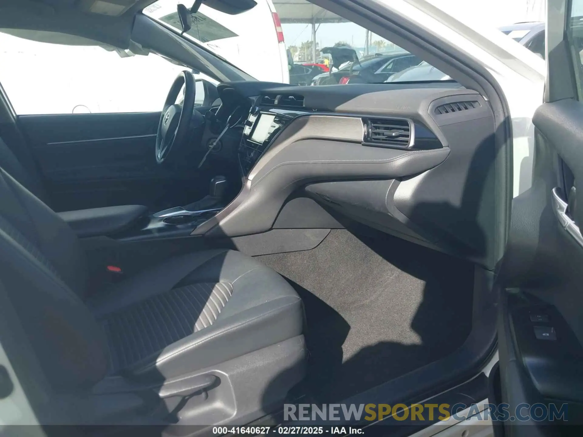 5 fotografías del automóvil dañado 4T1G11AK4LU973926 TOYOTA CAMRY 2020