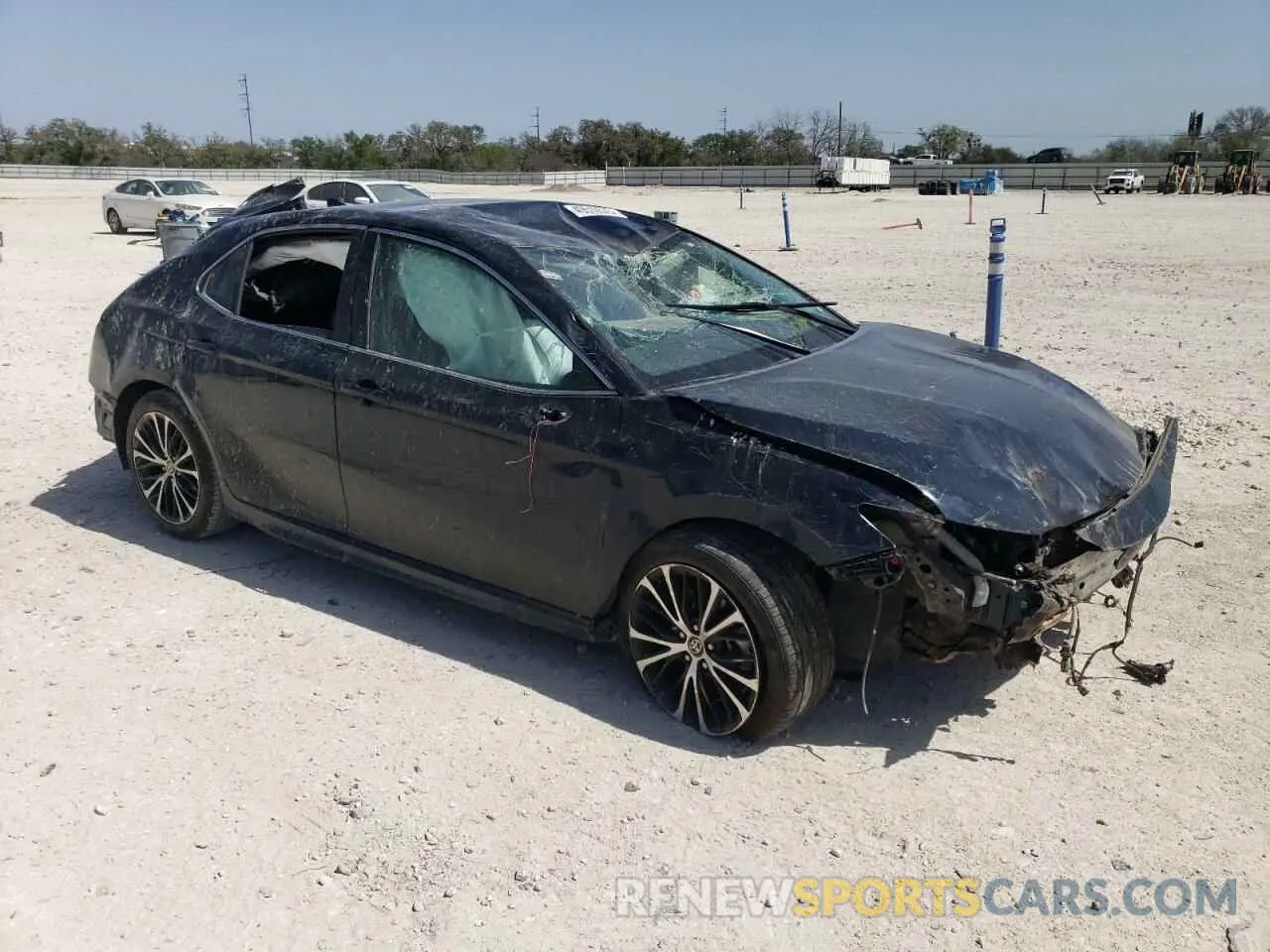 4 fotografías del automóvil dañado 4T1G11AK4LU987972 TOYOTA CAMRY 2020