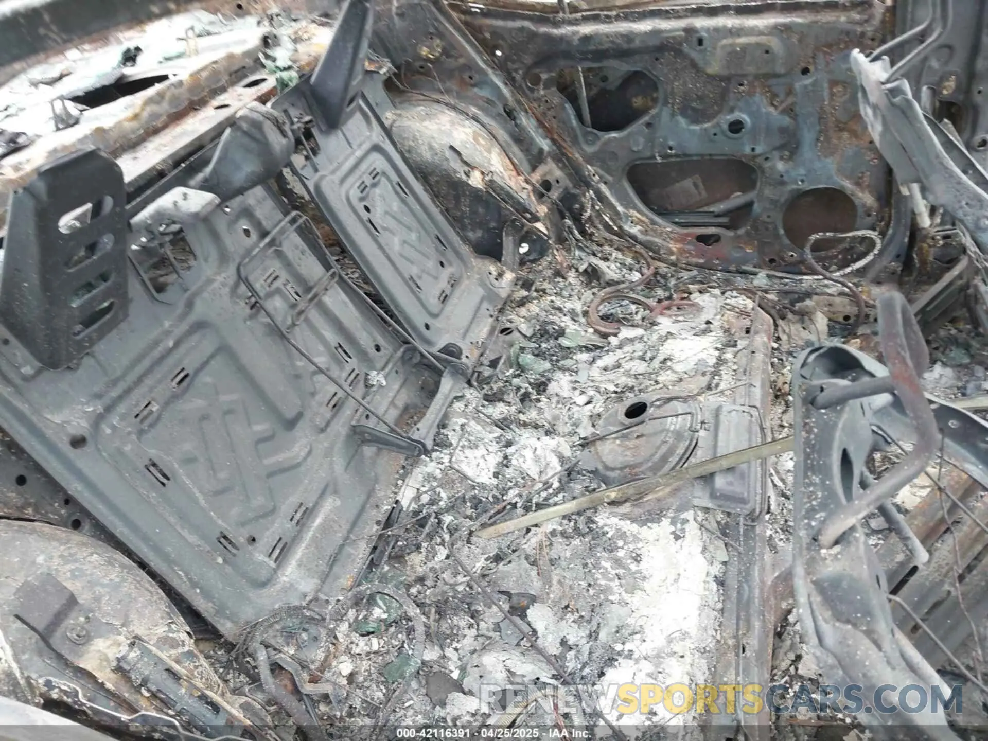 8 fotografías del automóvil dañado 4T1G11AK5LU306847 TOYOTA CAMRY 2020