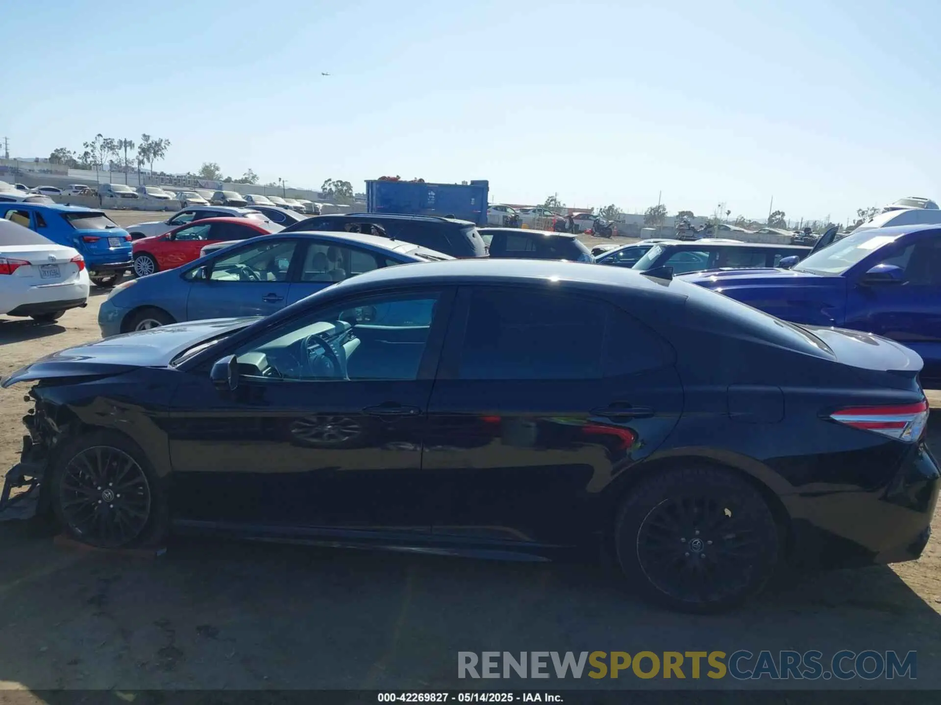15 fotografías del automóvil dañado 4T1G11AK5LU309456 TOYOTA CAMRY 2020