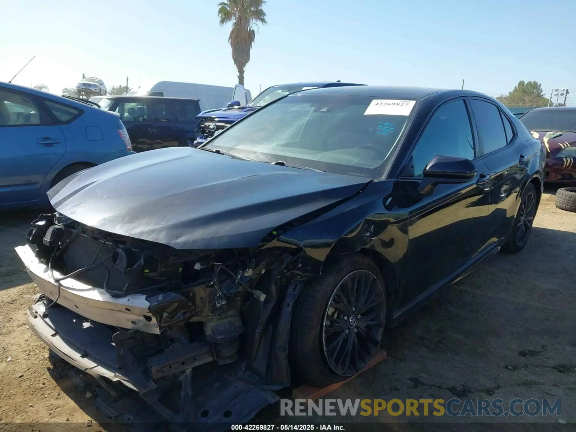 2 fotografías del automóvil dañado 4T1G11AK5LU309456 TOYOTA CAMRY 2020