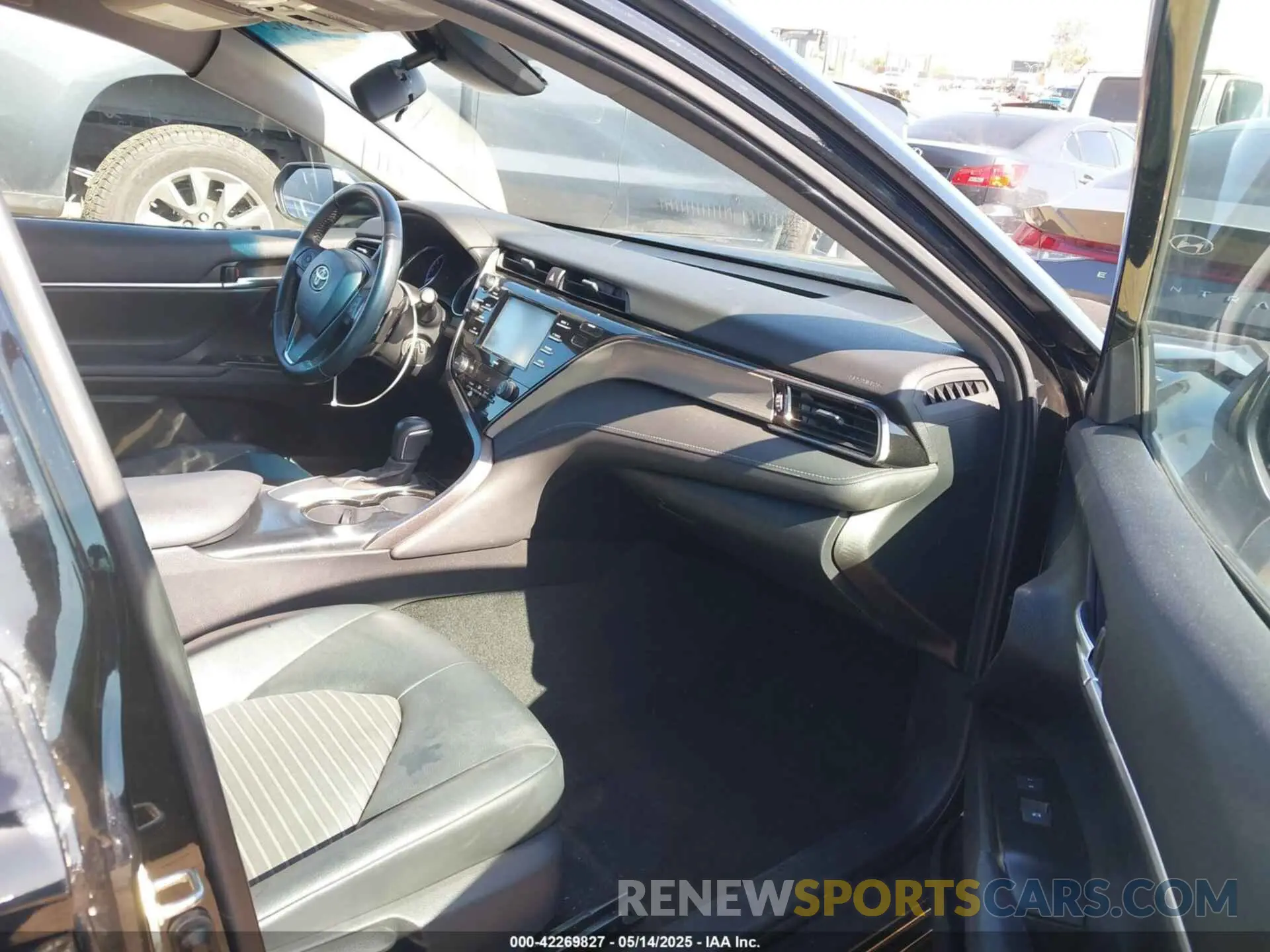 5 fotografías del automóvil dañado 4T1G11AK5LU309456 TOYOTA CAMRY 2020