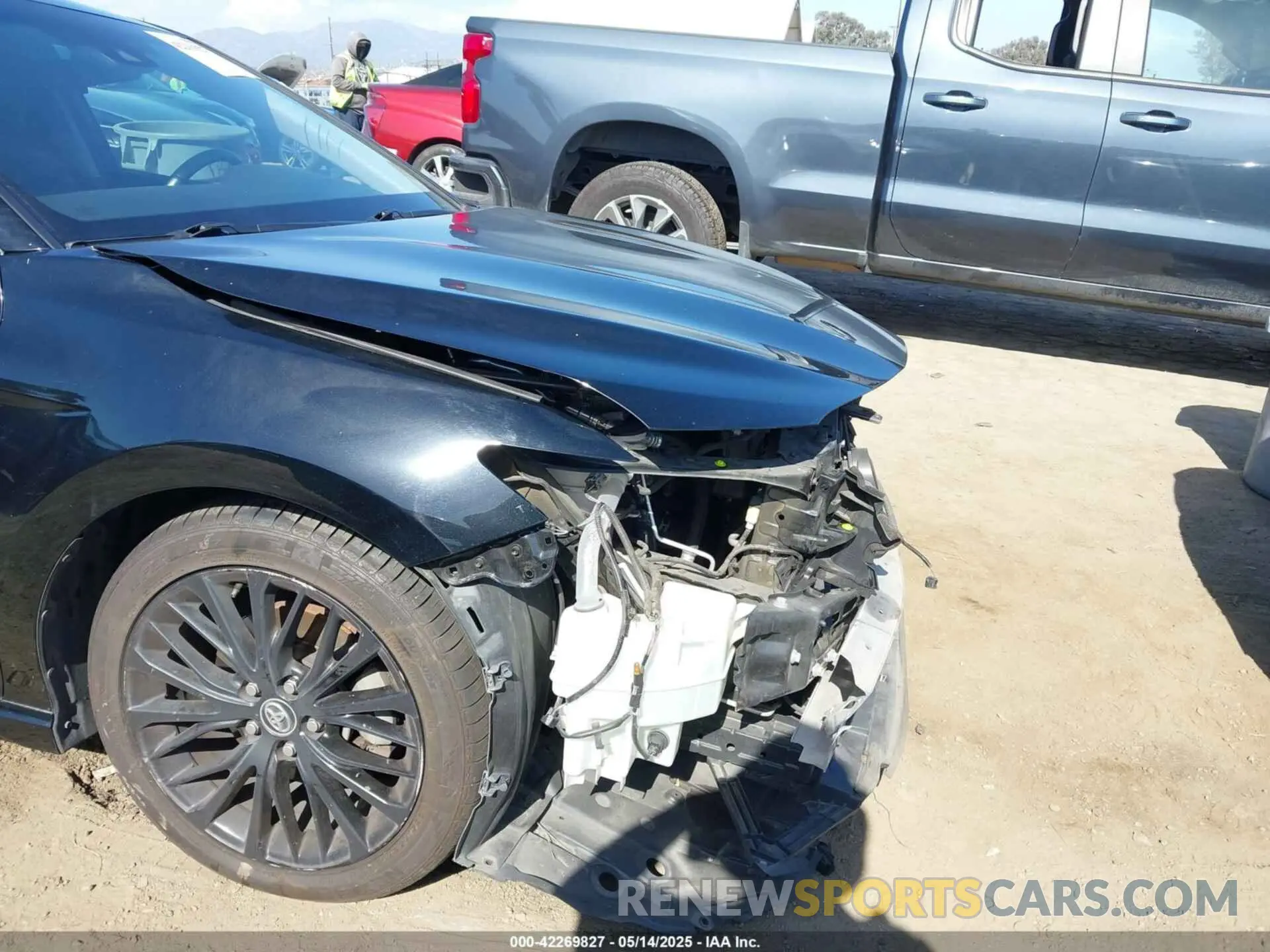 6 fotografías del automóvil dañado 4T1G11AK5LU309456 TOYOTA CAMRY 2020