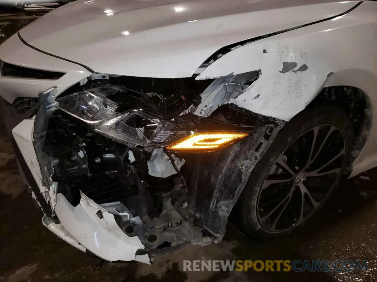 9 fotografías del automóvil dañado 4T1G11AK5LU331117 TOYOTA CAMRY 2020