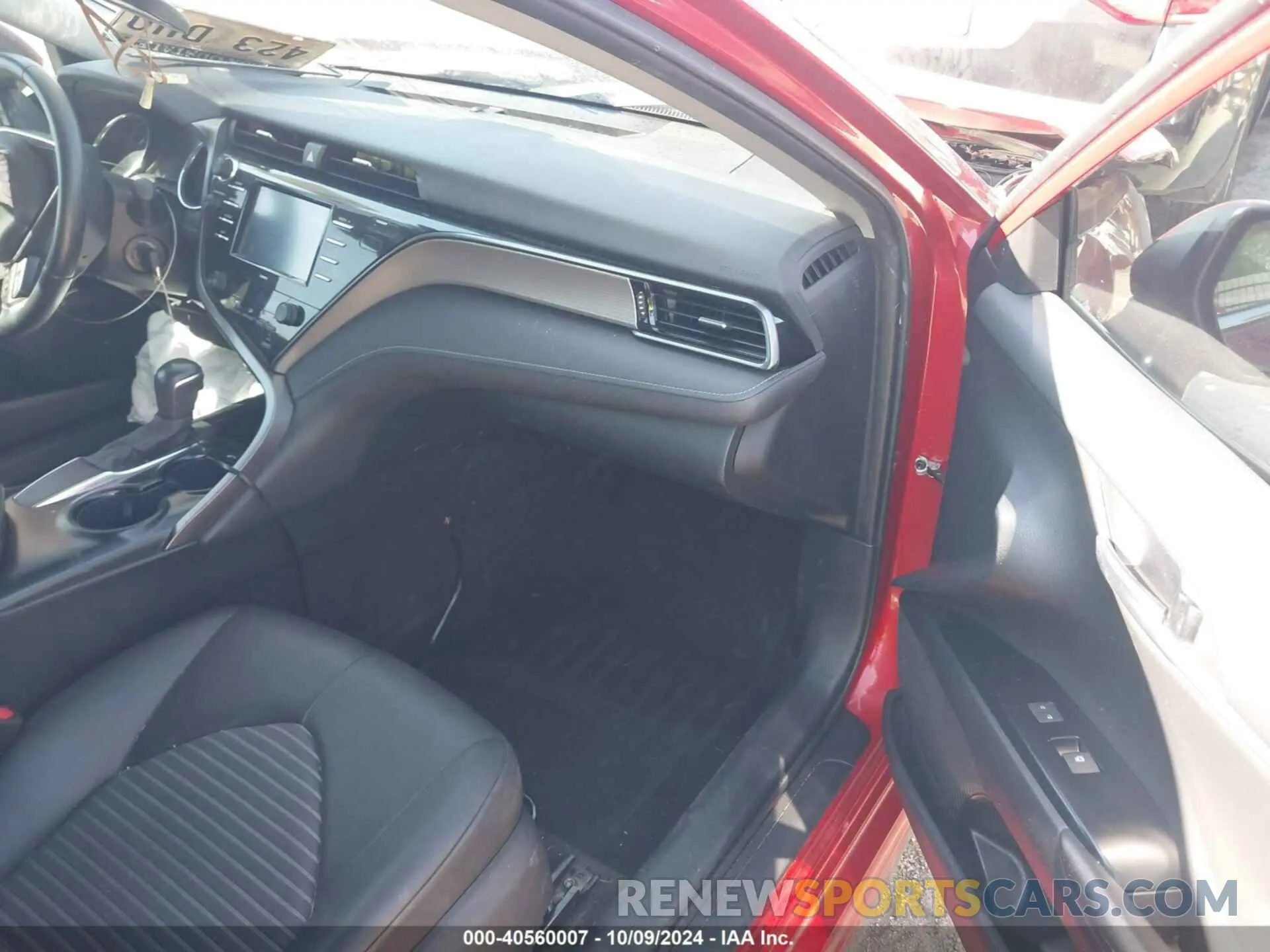 5 fotografías del automóvil dañado 4T1G11AK5LU336351 TOYOTA CAMRY 2020