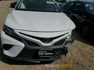 11 fotografías del automóvil dañado 4T1G11AK5LU347236 TOYOTA CAMRY 2020